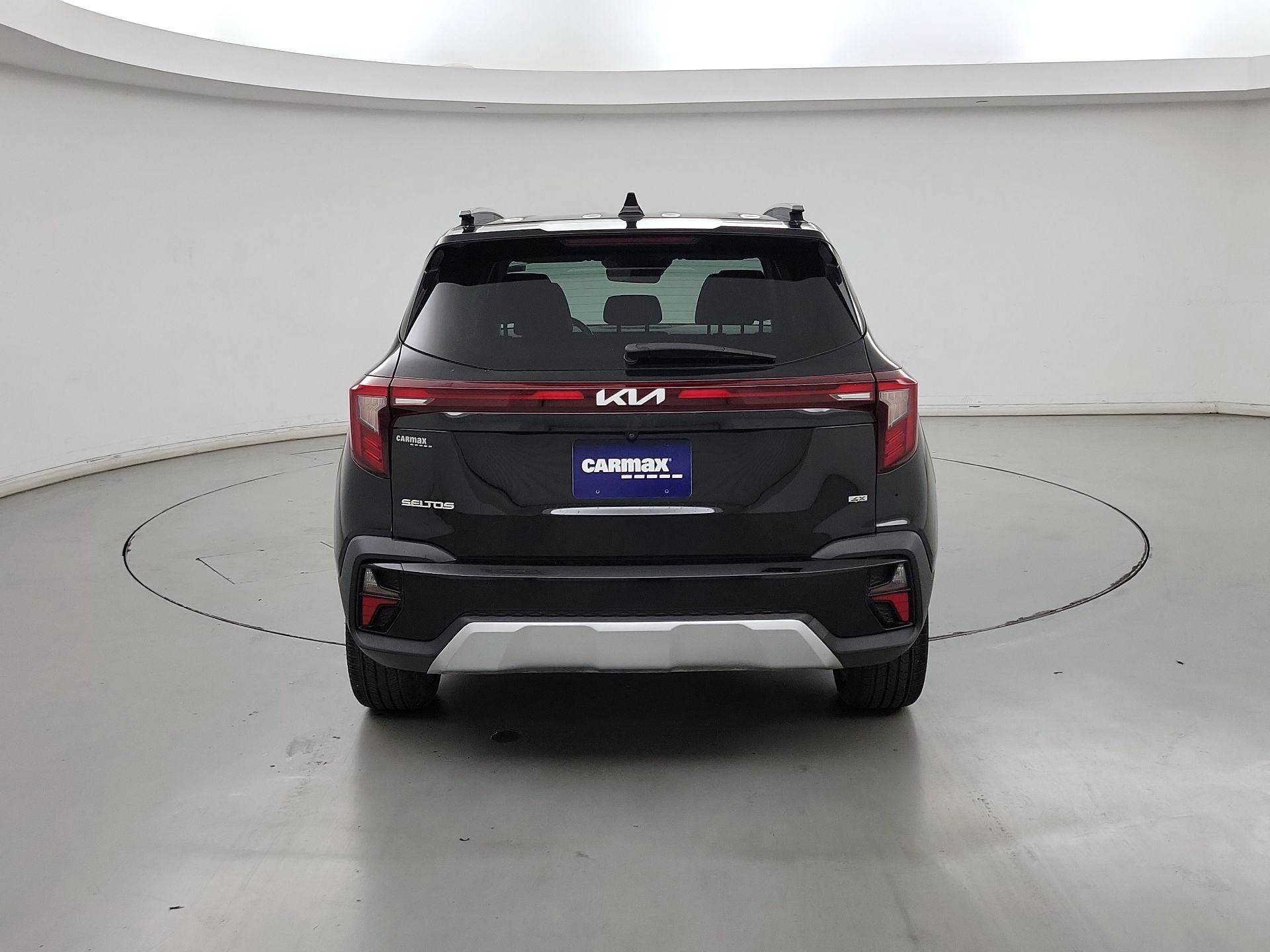 Thumbnail: 2024 Kia Seltos - 6