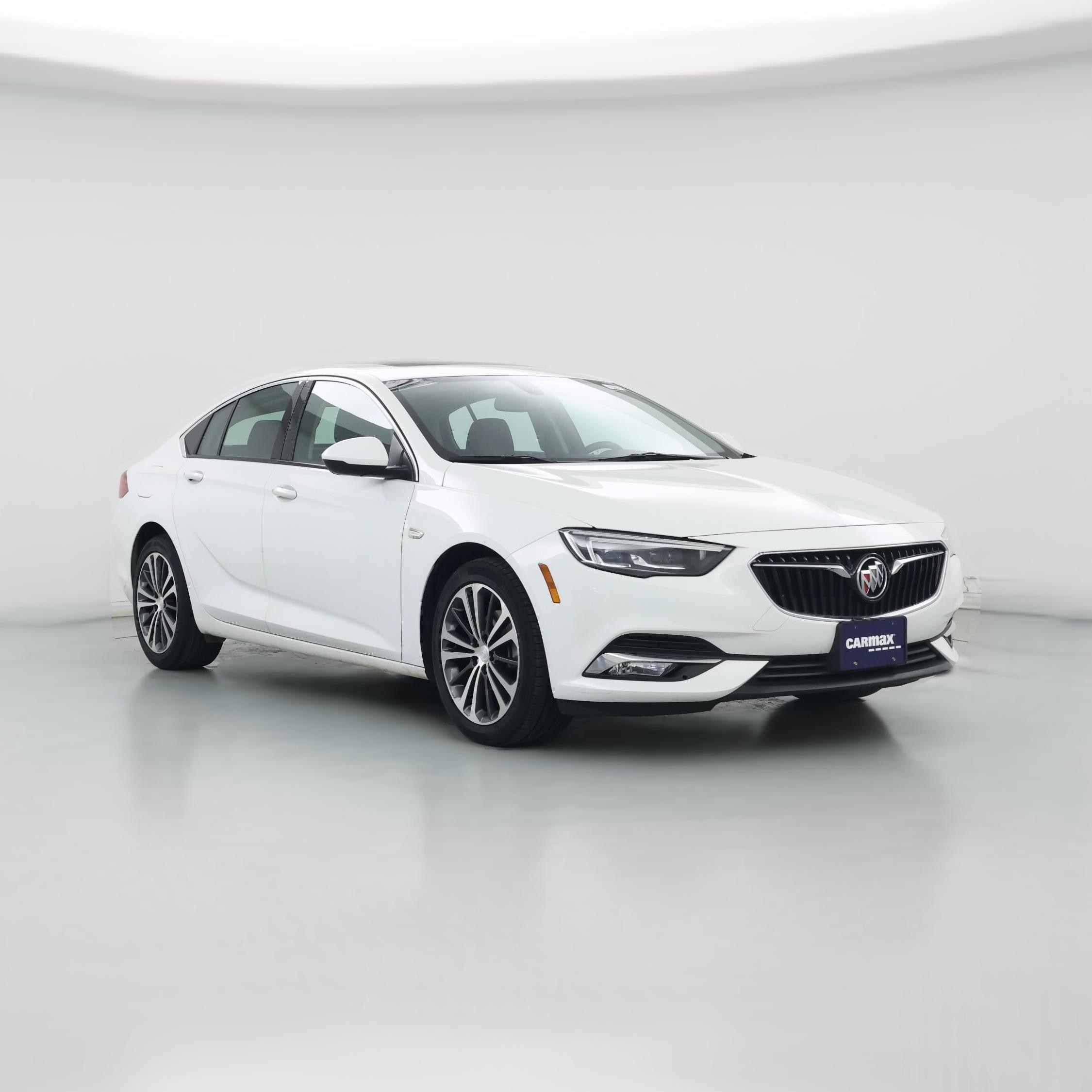Thumbnail: 2018 Buick Regal - 1