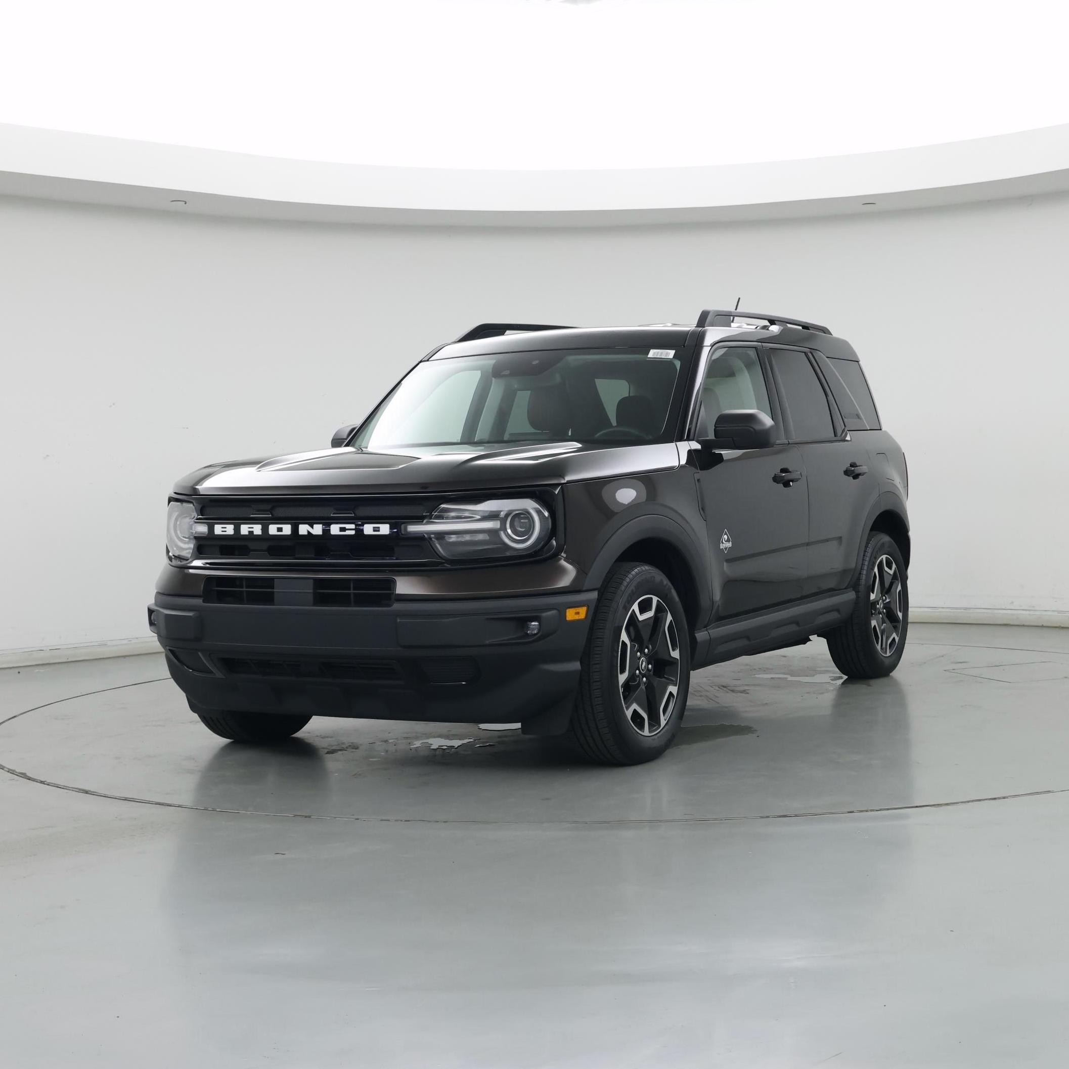Thumbnail: 2021 Ford Bronco Sport - 4
