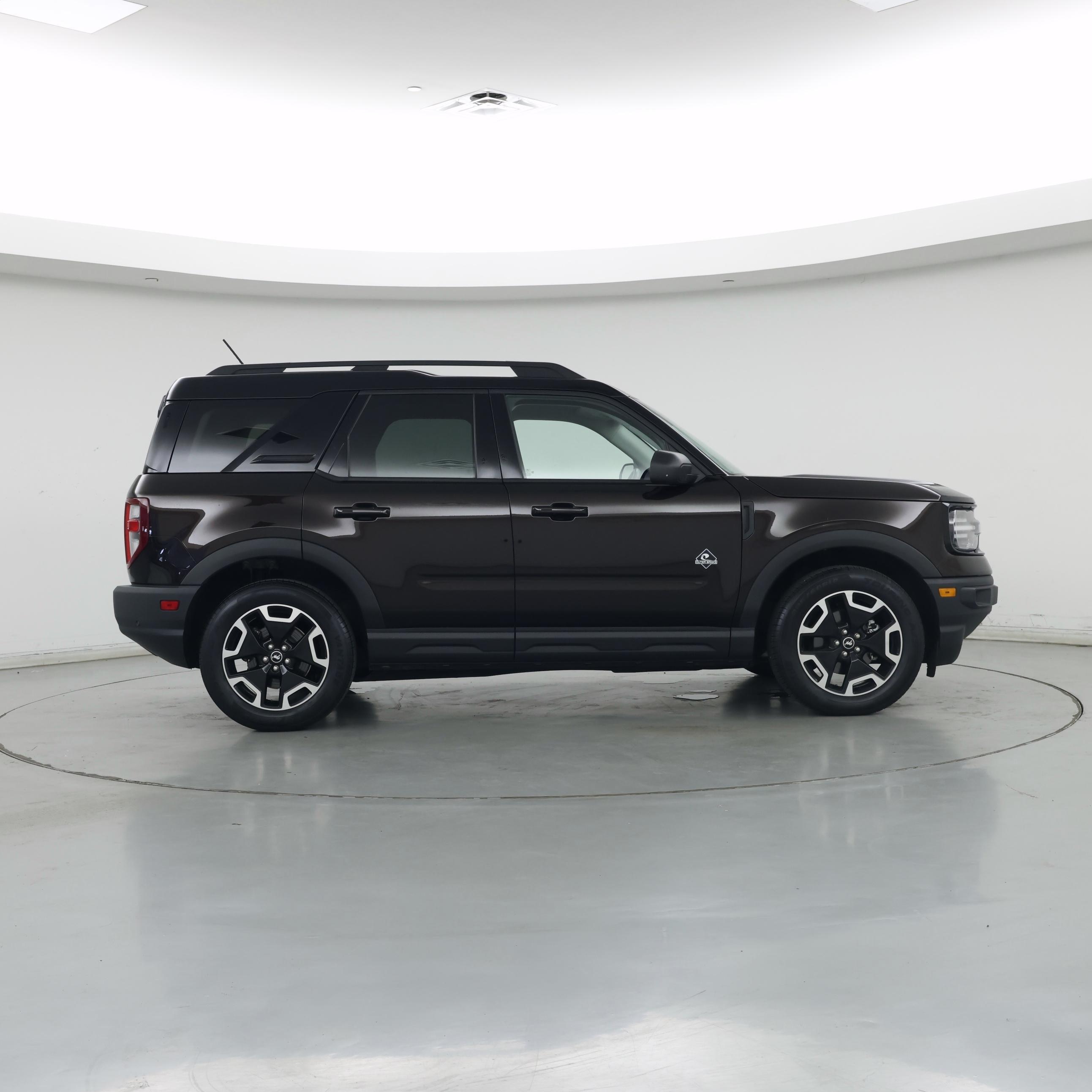 Thumbnail: 2021 Ford Bronco Sport - 7