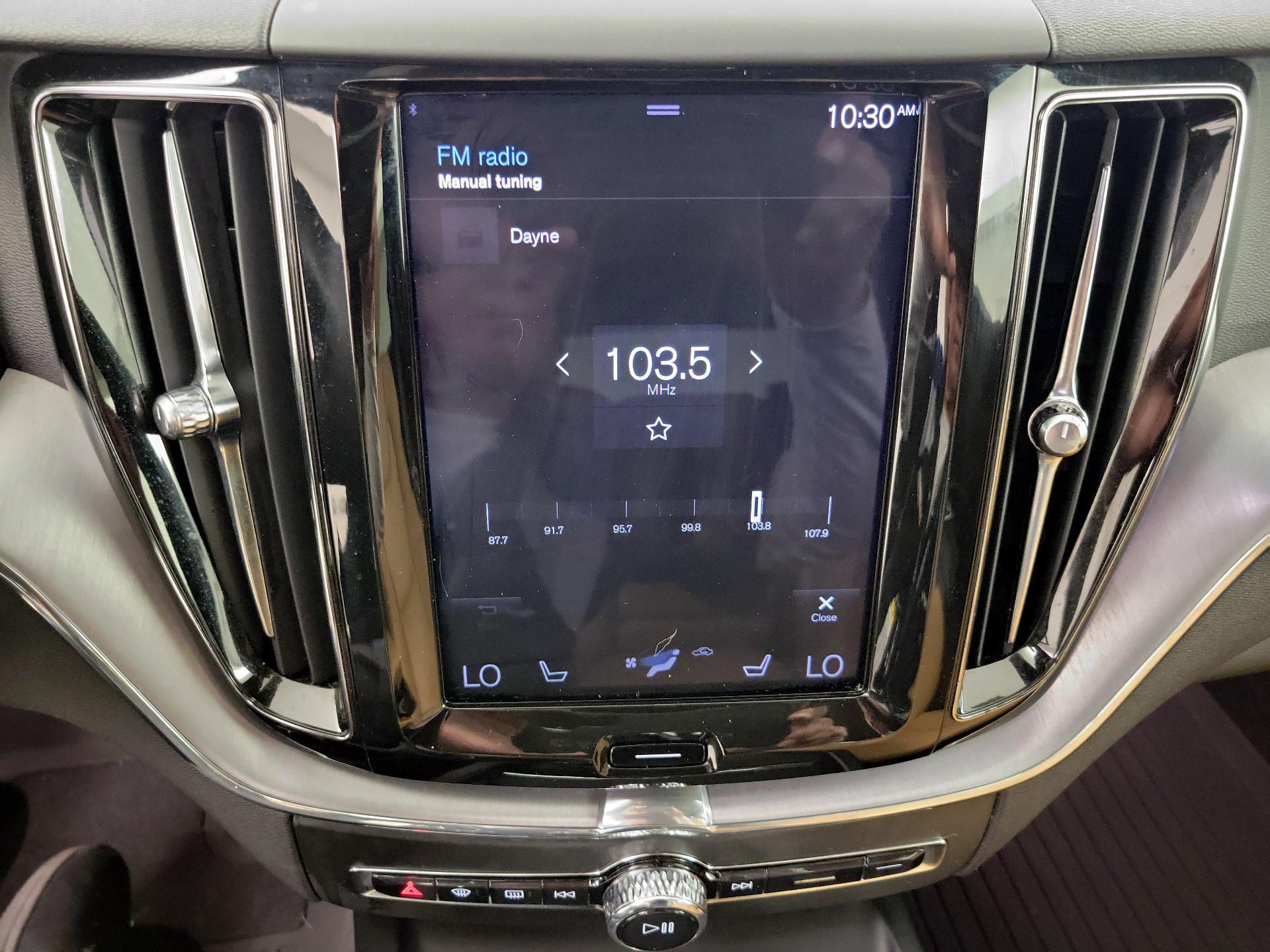 Thumbnail: 2020 Volvo XC60 - 16