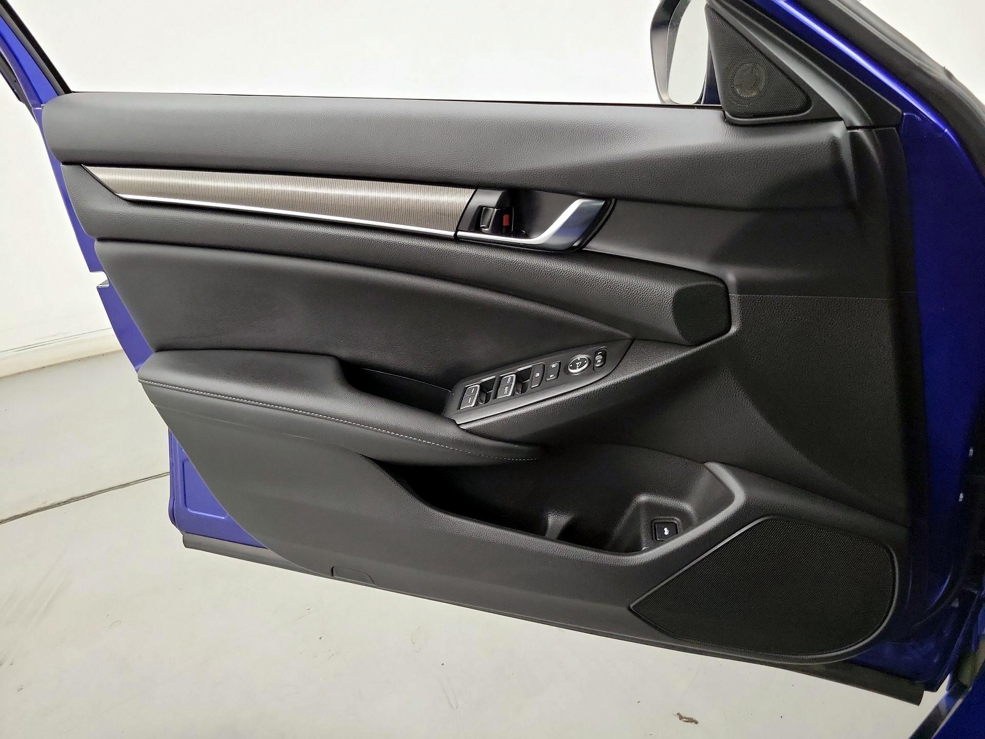 Thumbnail: 2022 Honda Accord - 12