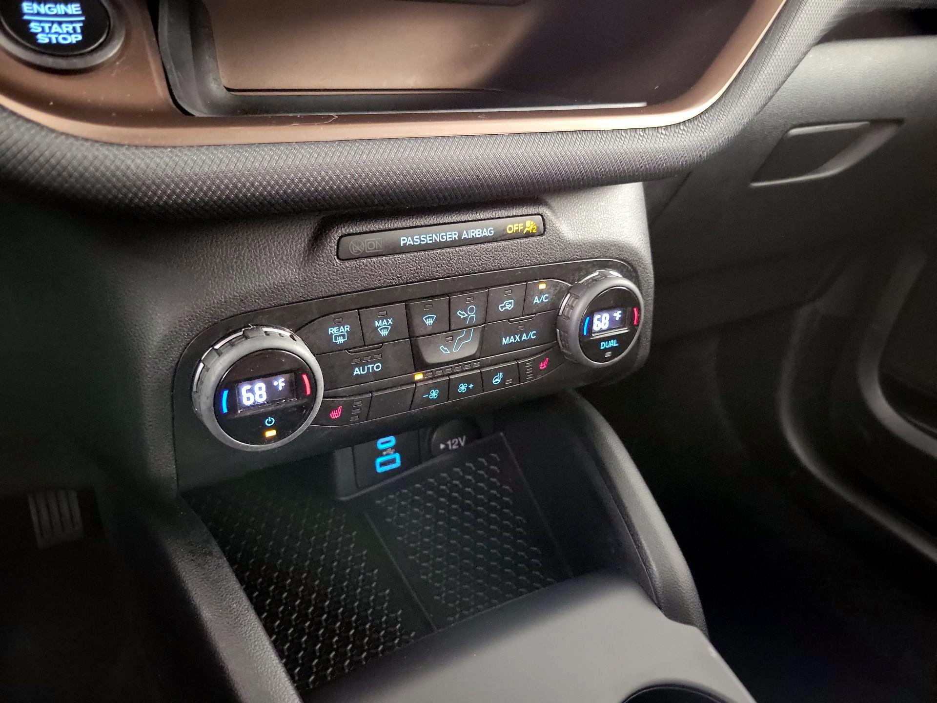Thumbnail: 2021 Ford Bronco Sport - 14