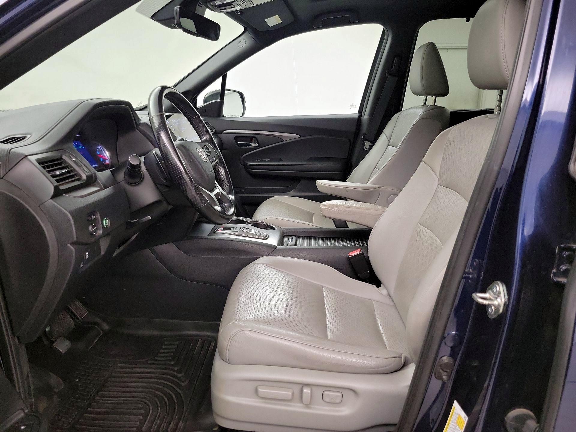Thumbnail: 2019 Honda Passport - 11