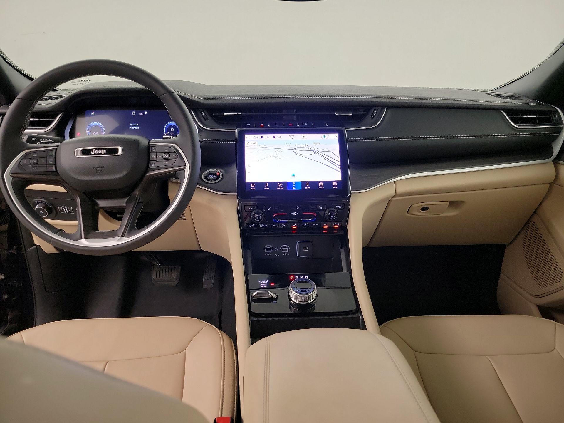 Thumbnail: 2024 Jeep Grand Cherokee - 8