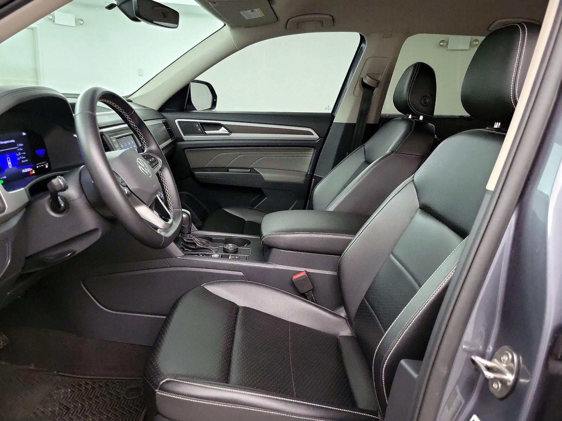 Thumbnail: 2022 Volkswagen Atlas - 9