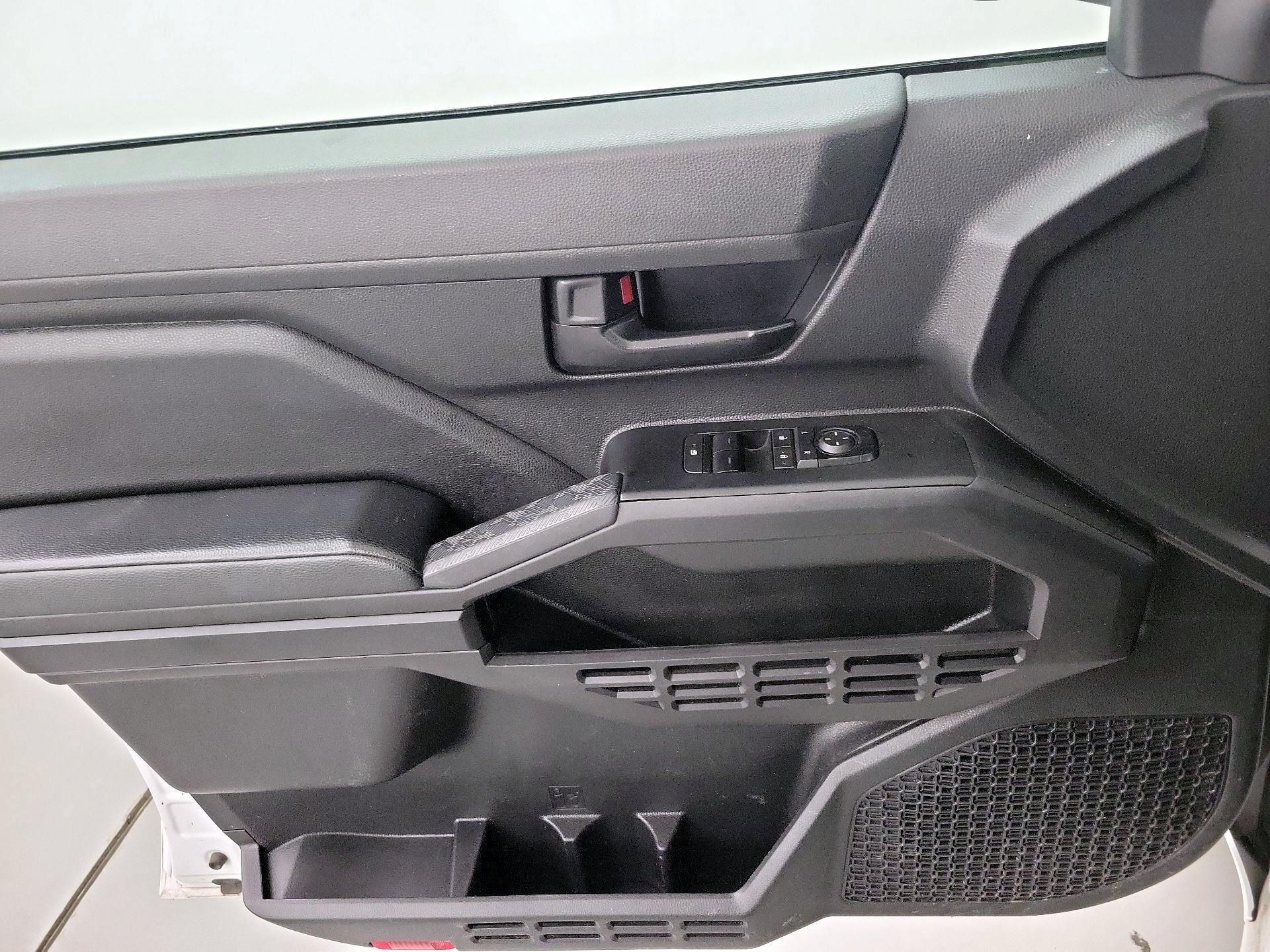 Thumbnail: 2025 Toyota Tacoma - 10