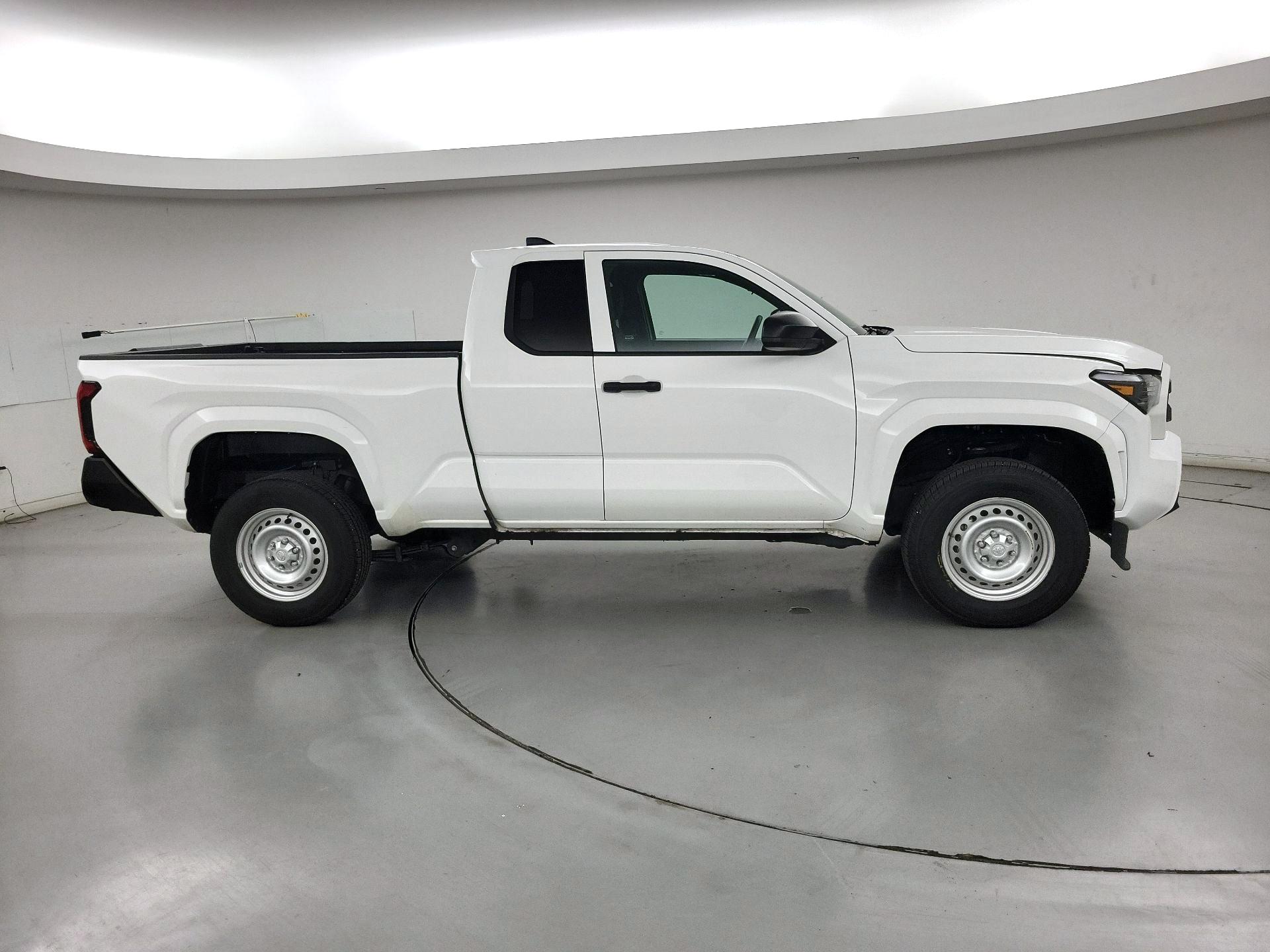 Thumbnail: 2025 Toyota Tacoma - 4