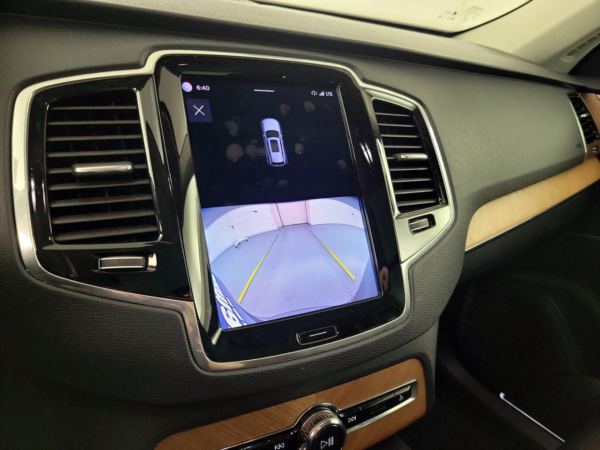 Thumbnail: 2023 Volvo XC90 - 12