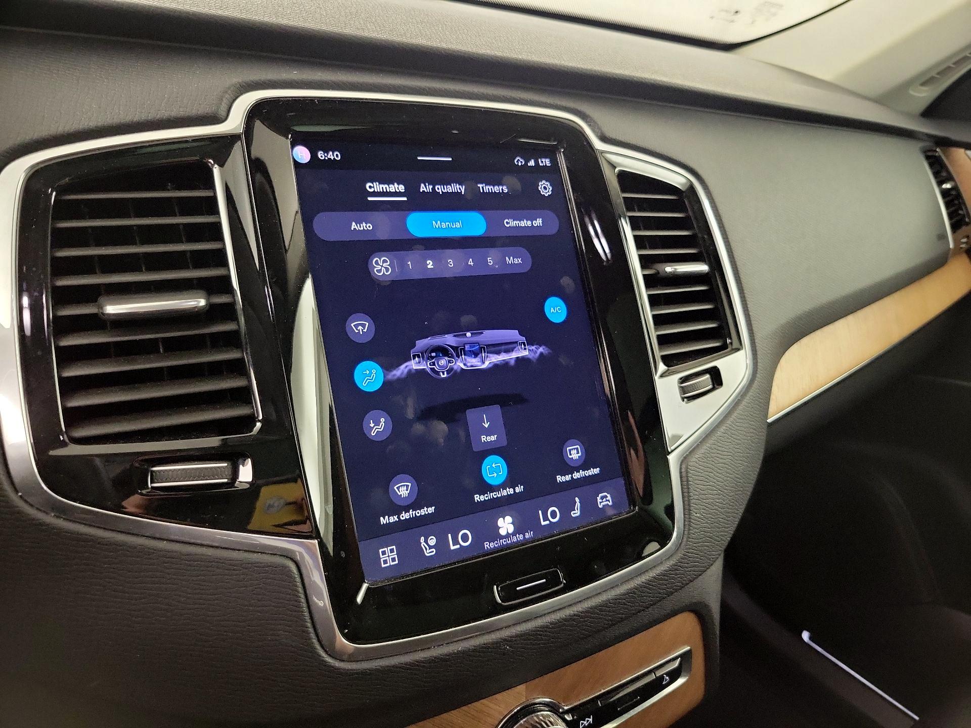 Thumbnail: 2023 Volvo XC90 - 14