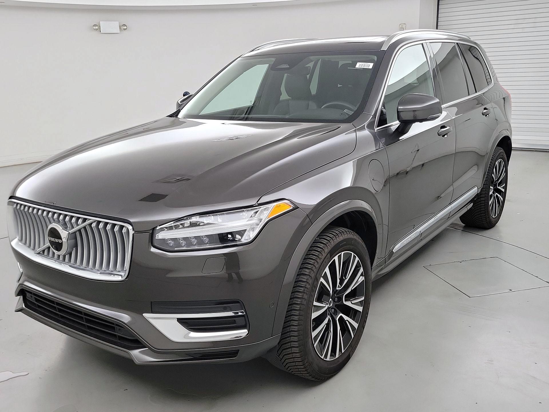 Thumbnail: 2023 Volvo XC90 - 3
