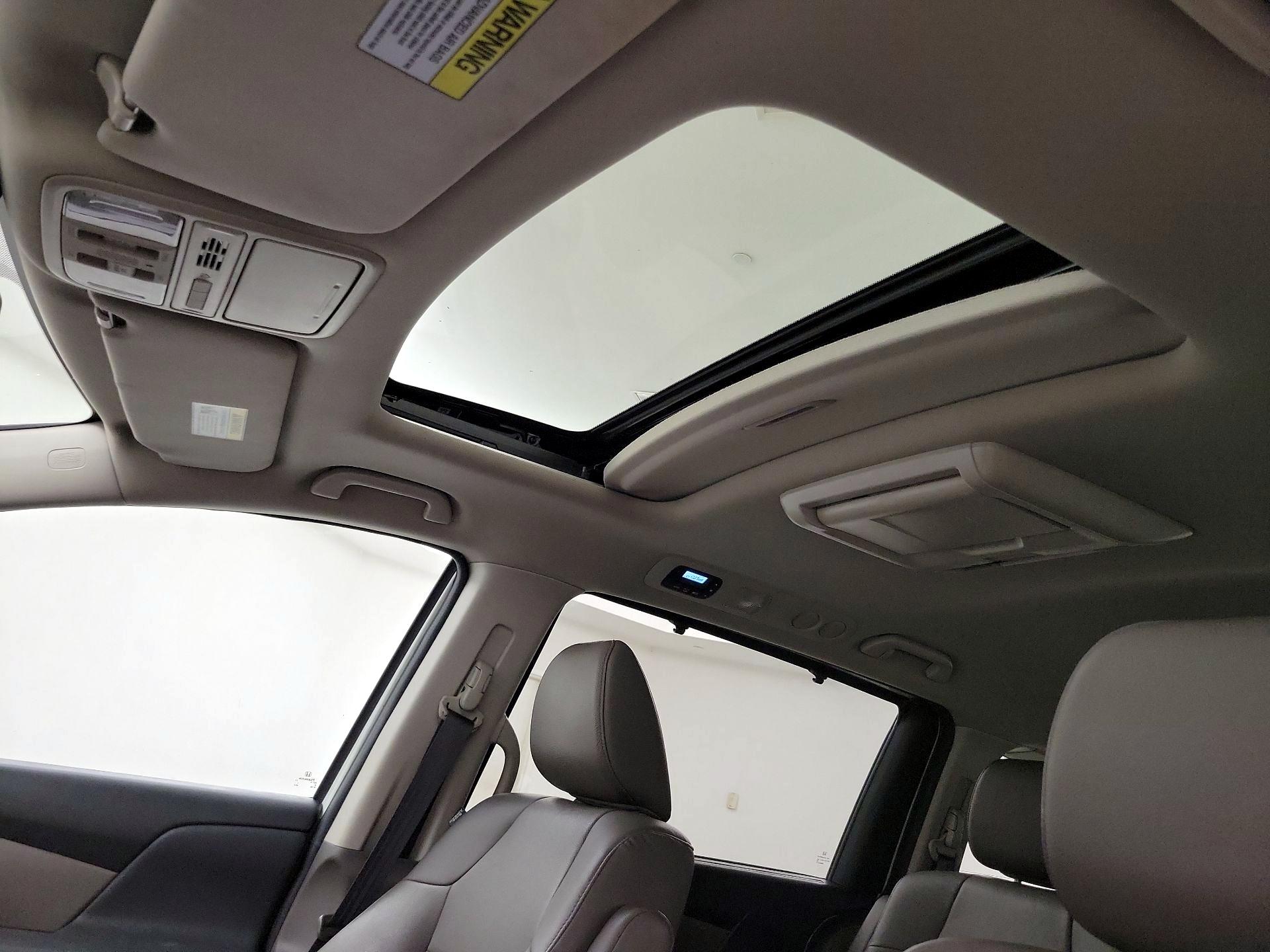 Thumbnail: 2017 Honda Odyssey - 20