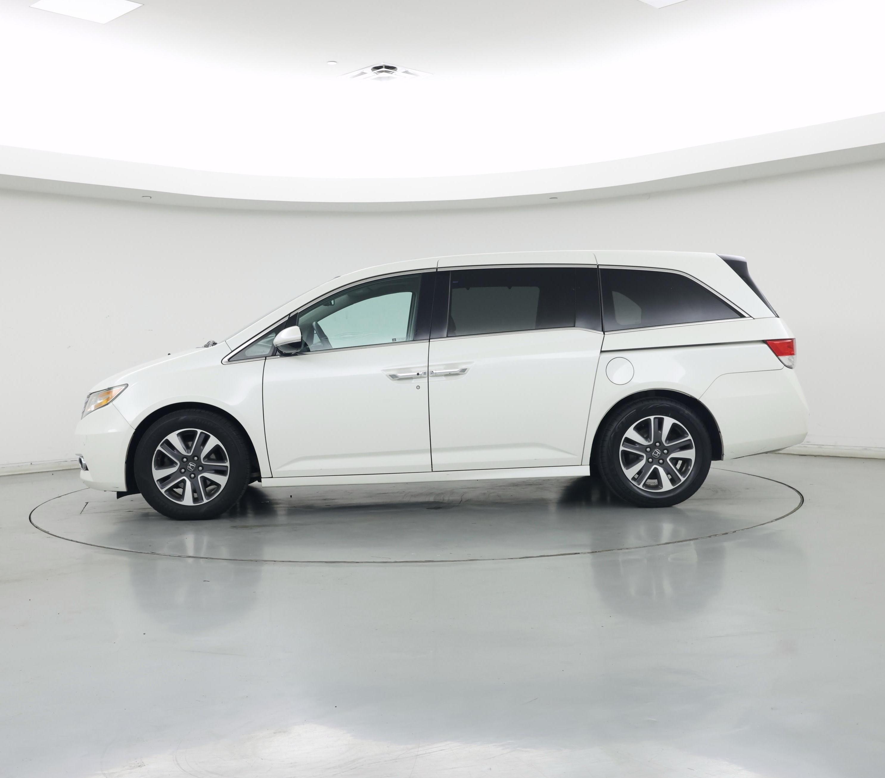 Thumbnail: 2017 Honda Odyssey - 3