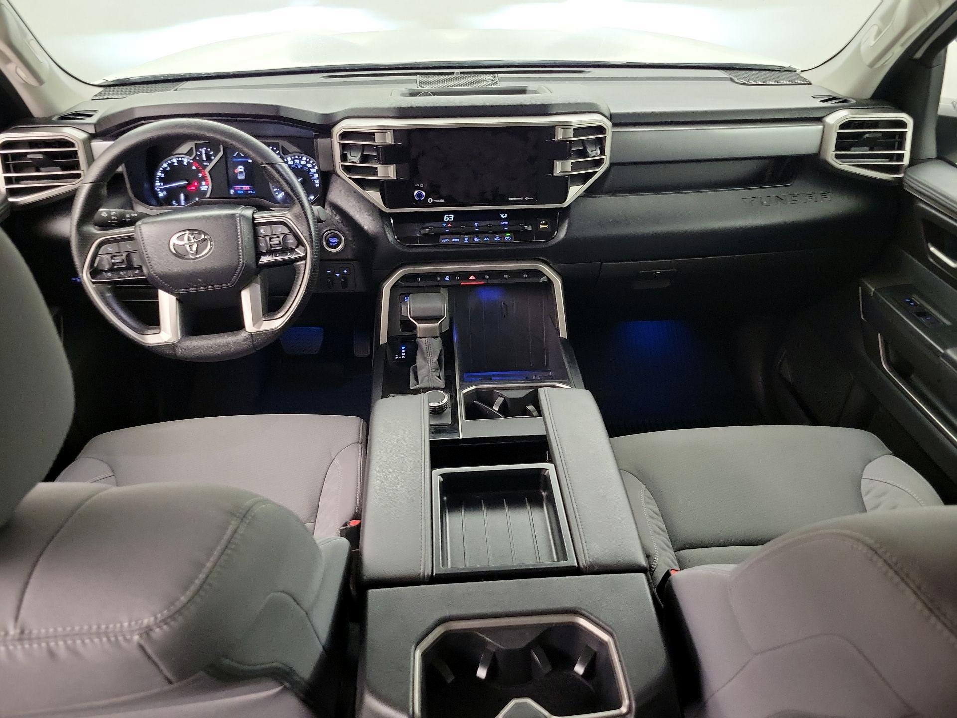 Thumbnail: 2024 Toyota Tundra - 9