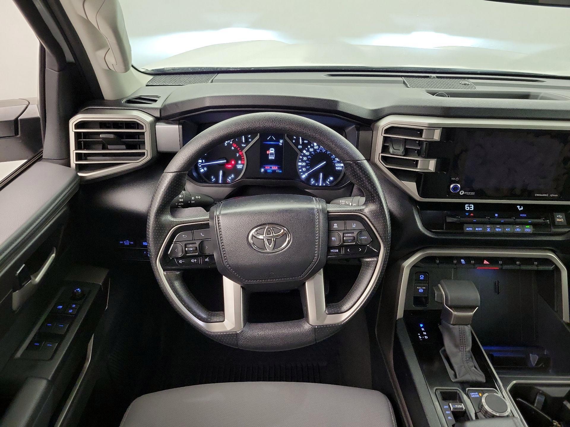 Thumbnail: 2024 Toyota Tundra - 10