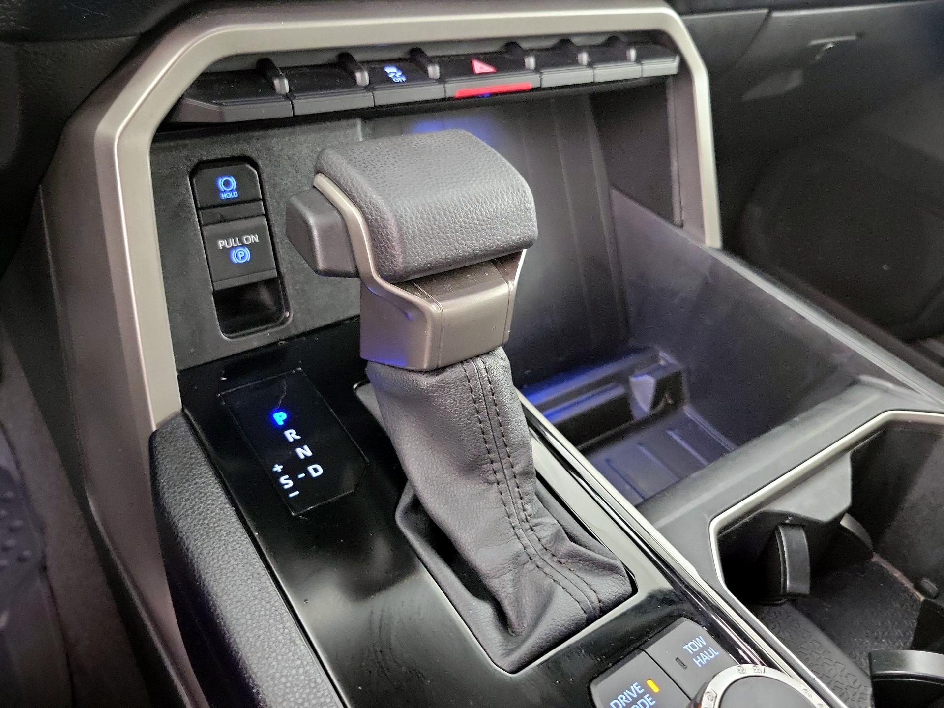 Thumbnail: 2024 Toyota Tundra - 17