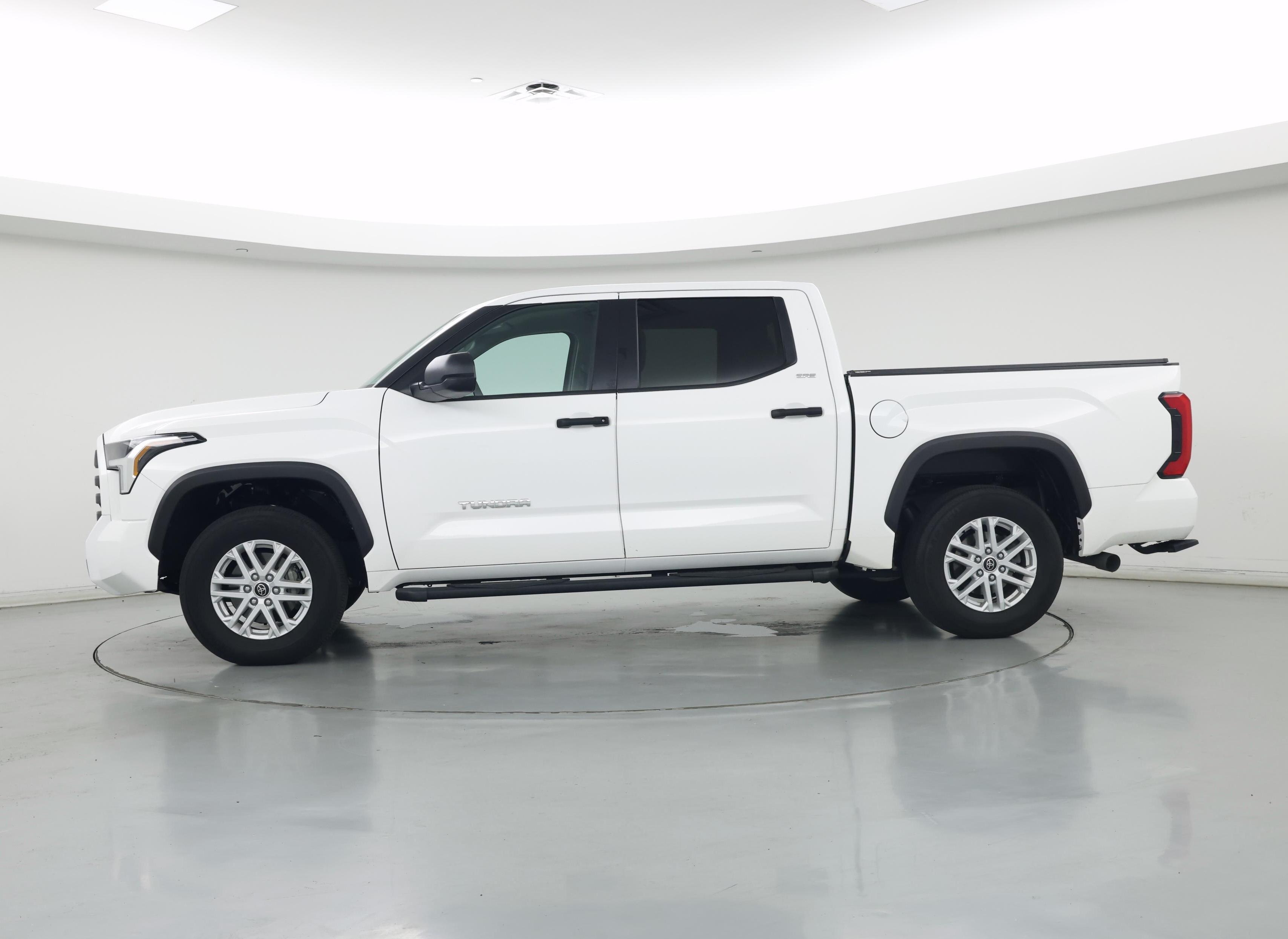 Thumbnail: 2024 Toyota Tundra - 3
