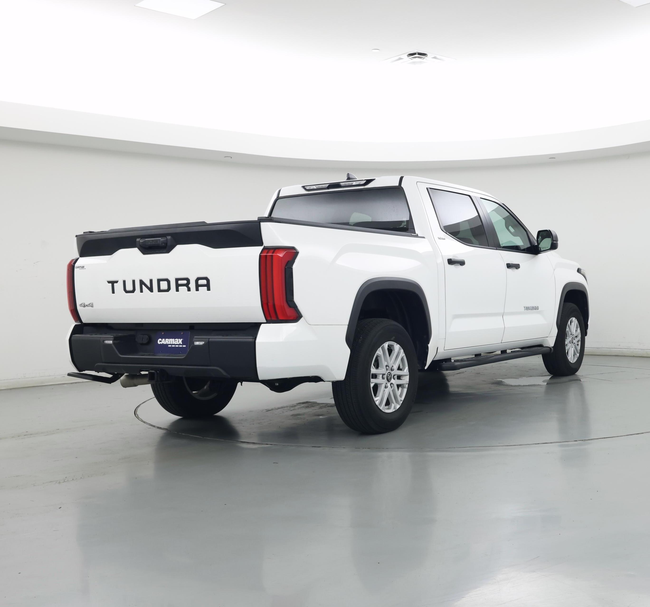 Thumbnail: 2024 Toyota Tundra - 8