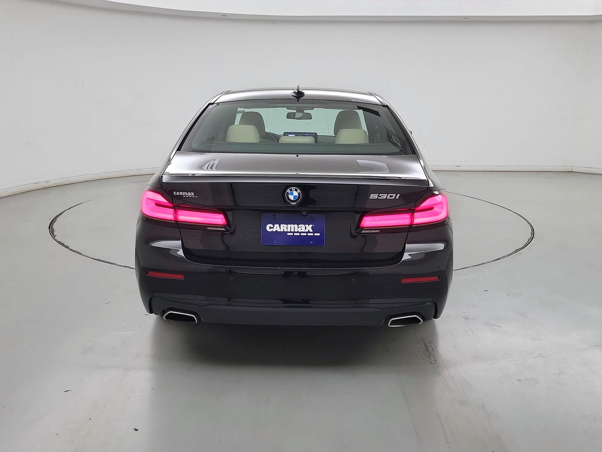 Thumbnail: 2023 BMW 5 Series - 6