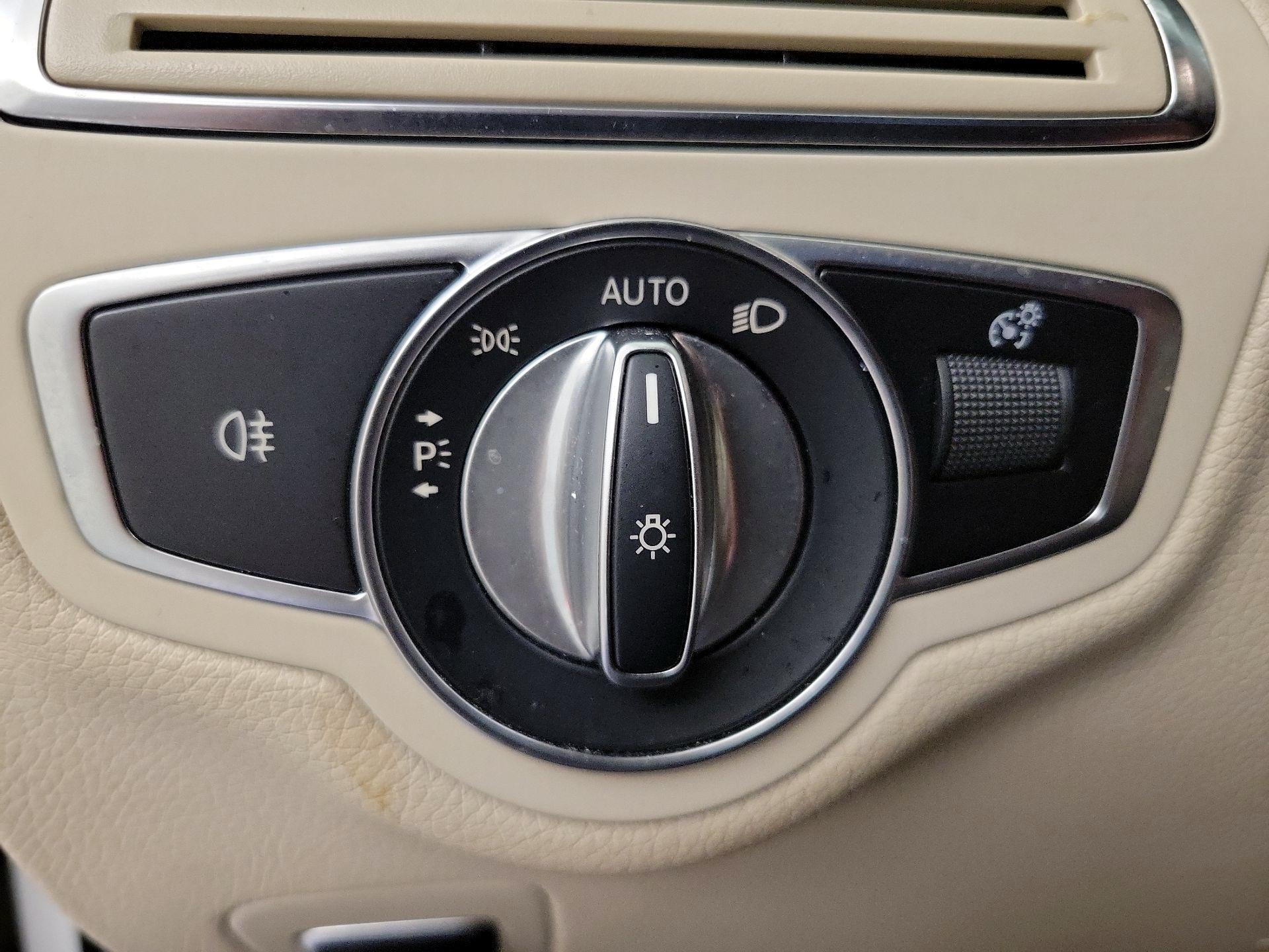 Thumbnail: 2021 Mercedes-Benz C-Class - 11