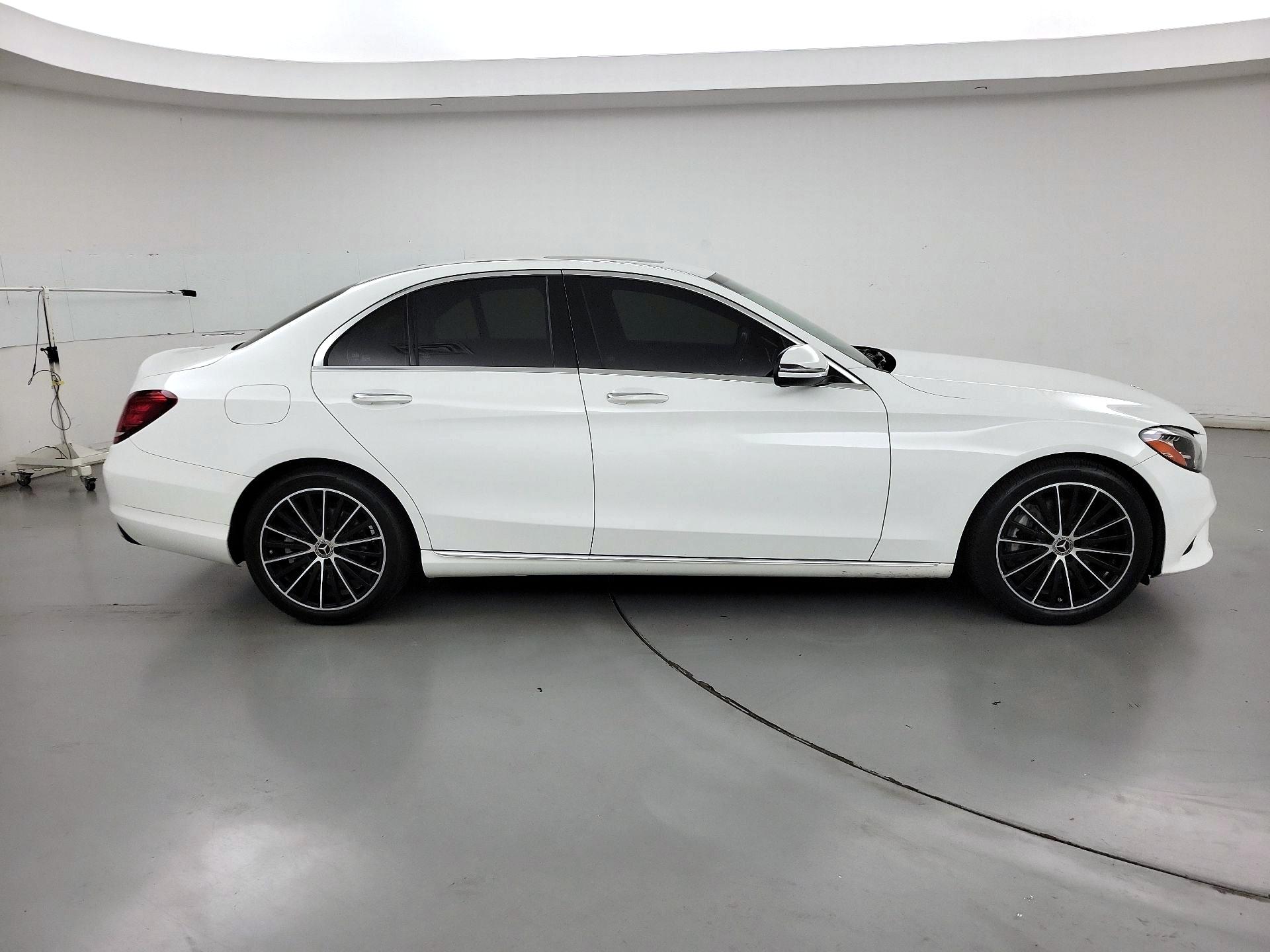 Thumbnail: 2021 Mercedes-Benz C-Class - 4