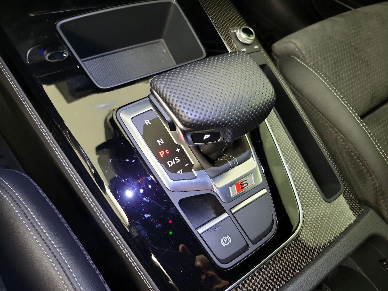 2022 Audi SQ5 Premium Plus - Photo 17