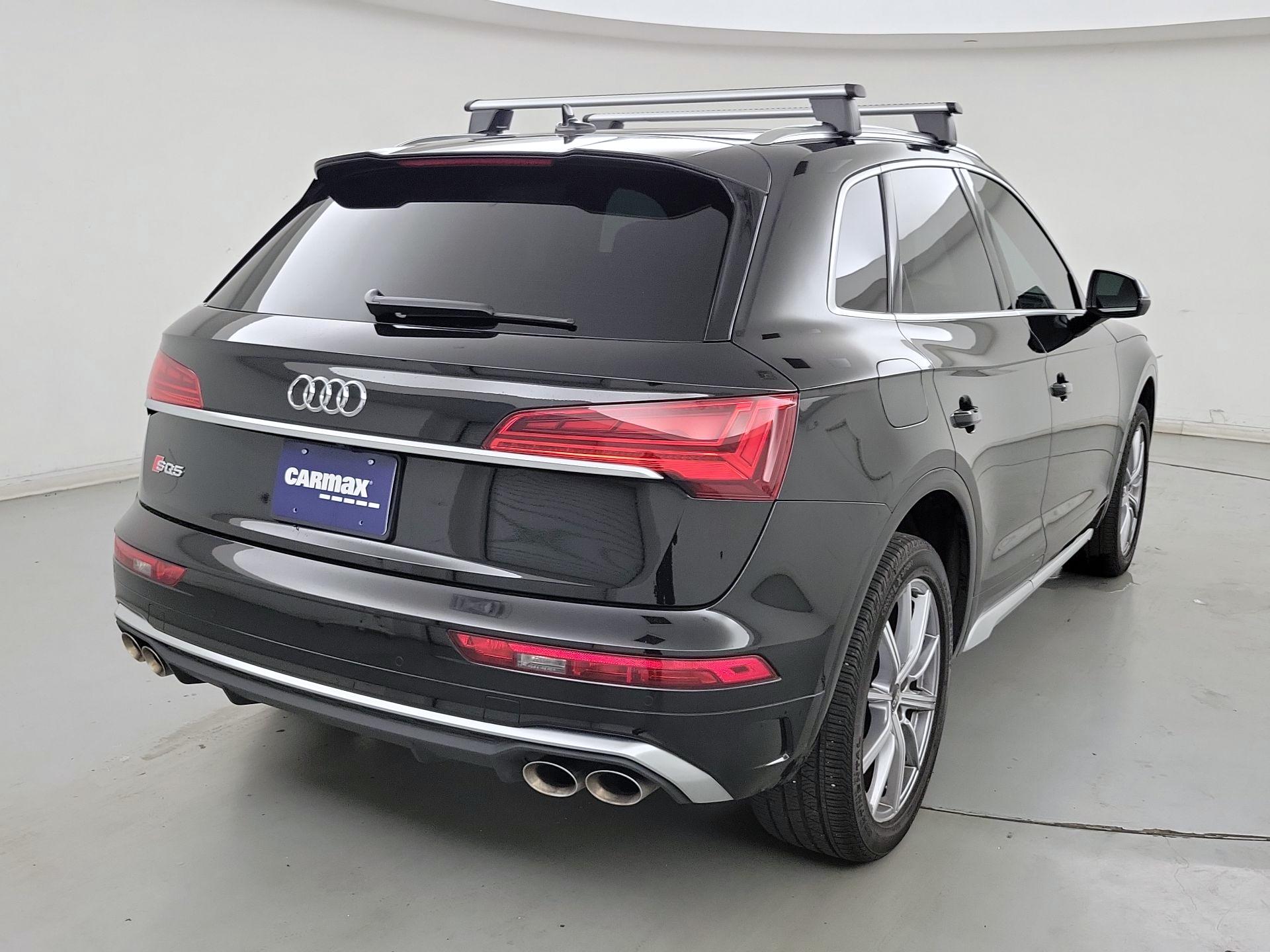 Thumbnail: 2022 Audi SQ5 - 5