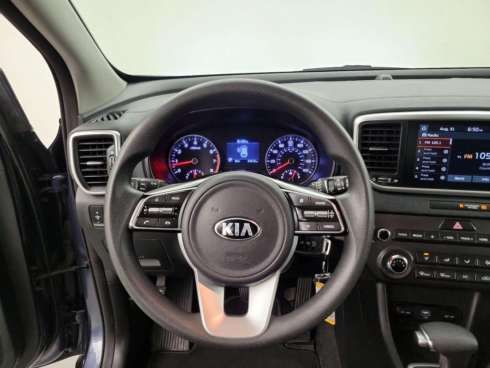 2020 Kia Sportage LX - Photo 11