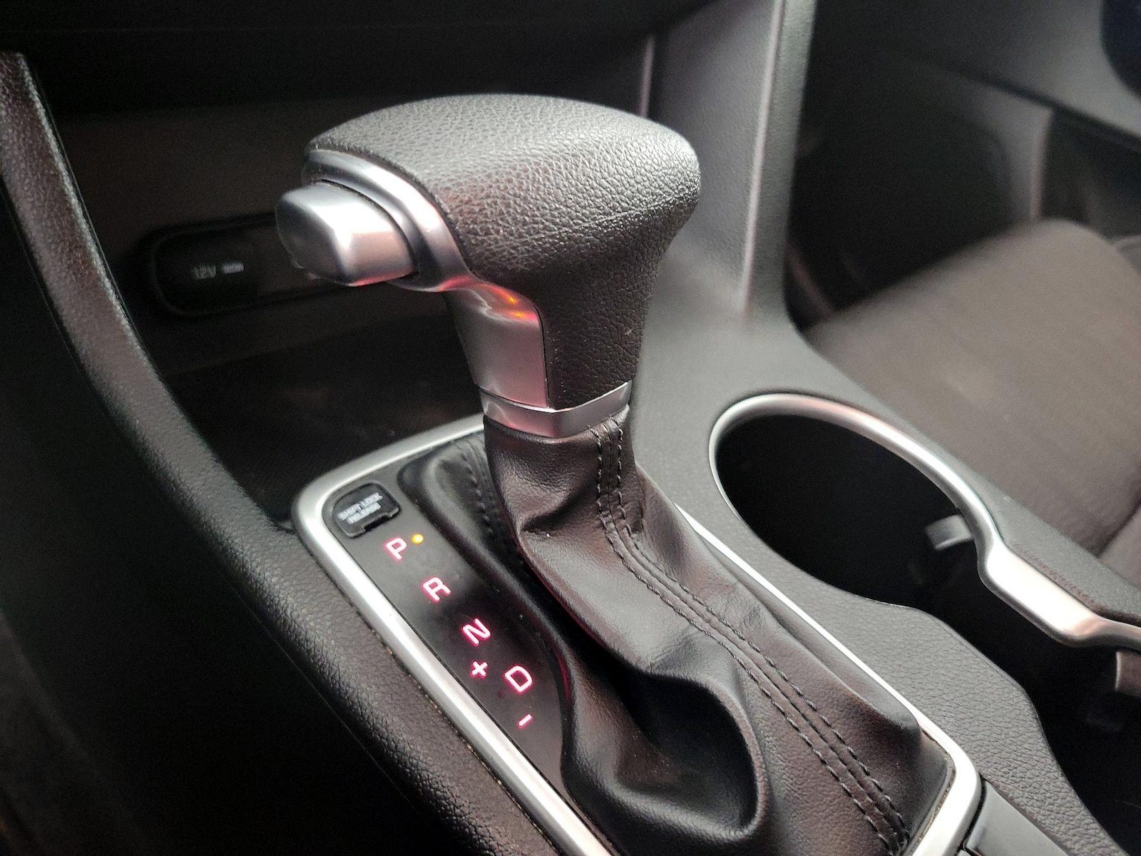 2020 Kia Sportage LX - Photo 18