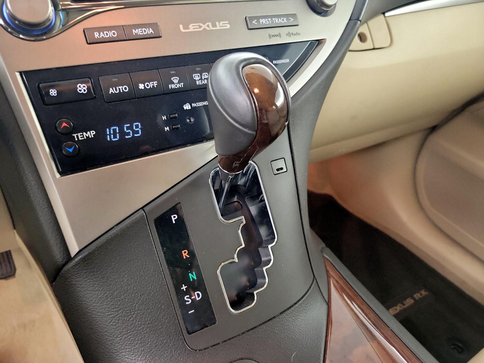Thumbnail: 2015 Lexus RX - 15