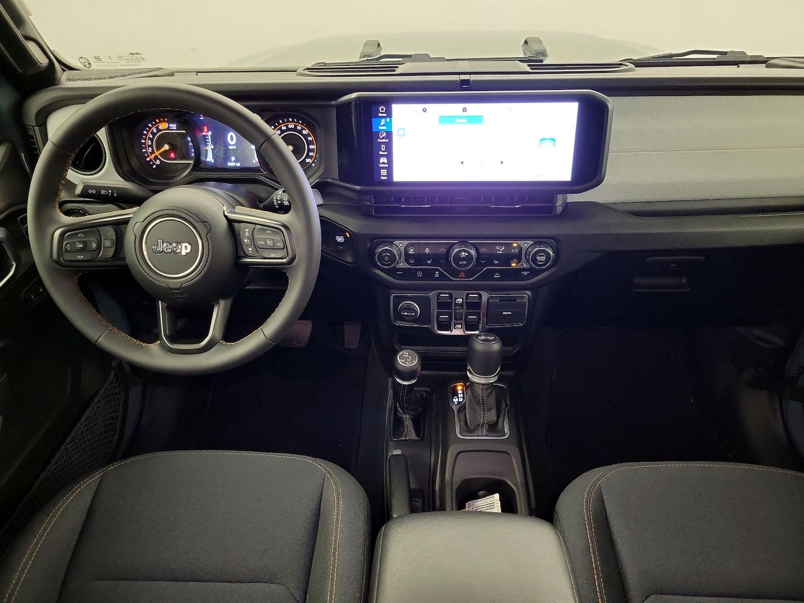 Apple CarPlay® & Android Auto™