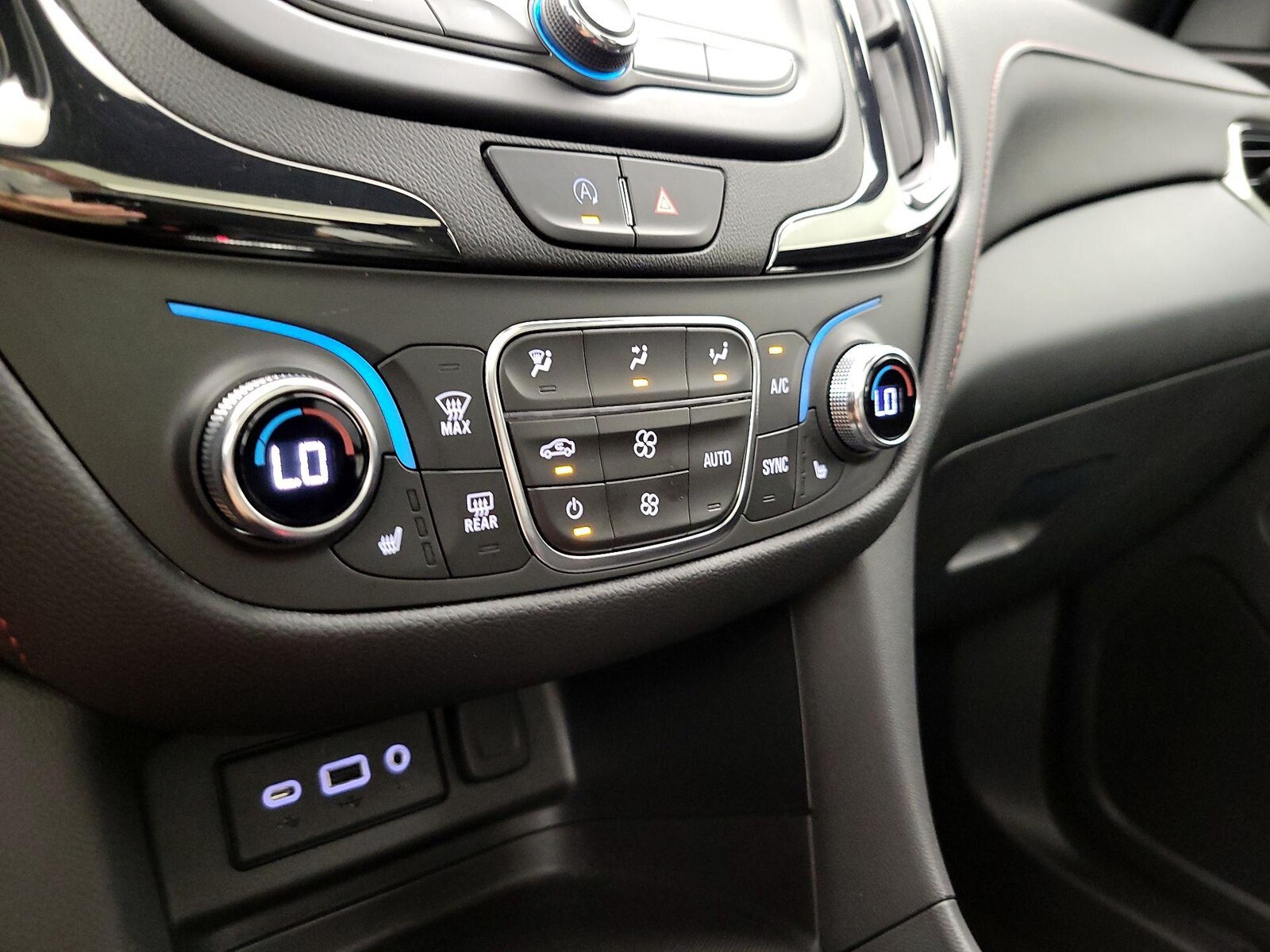 2022 Chevrolet Equinox RS - Photo 17