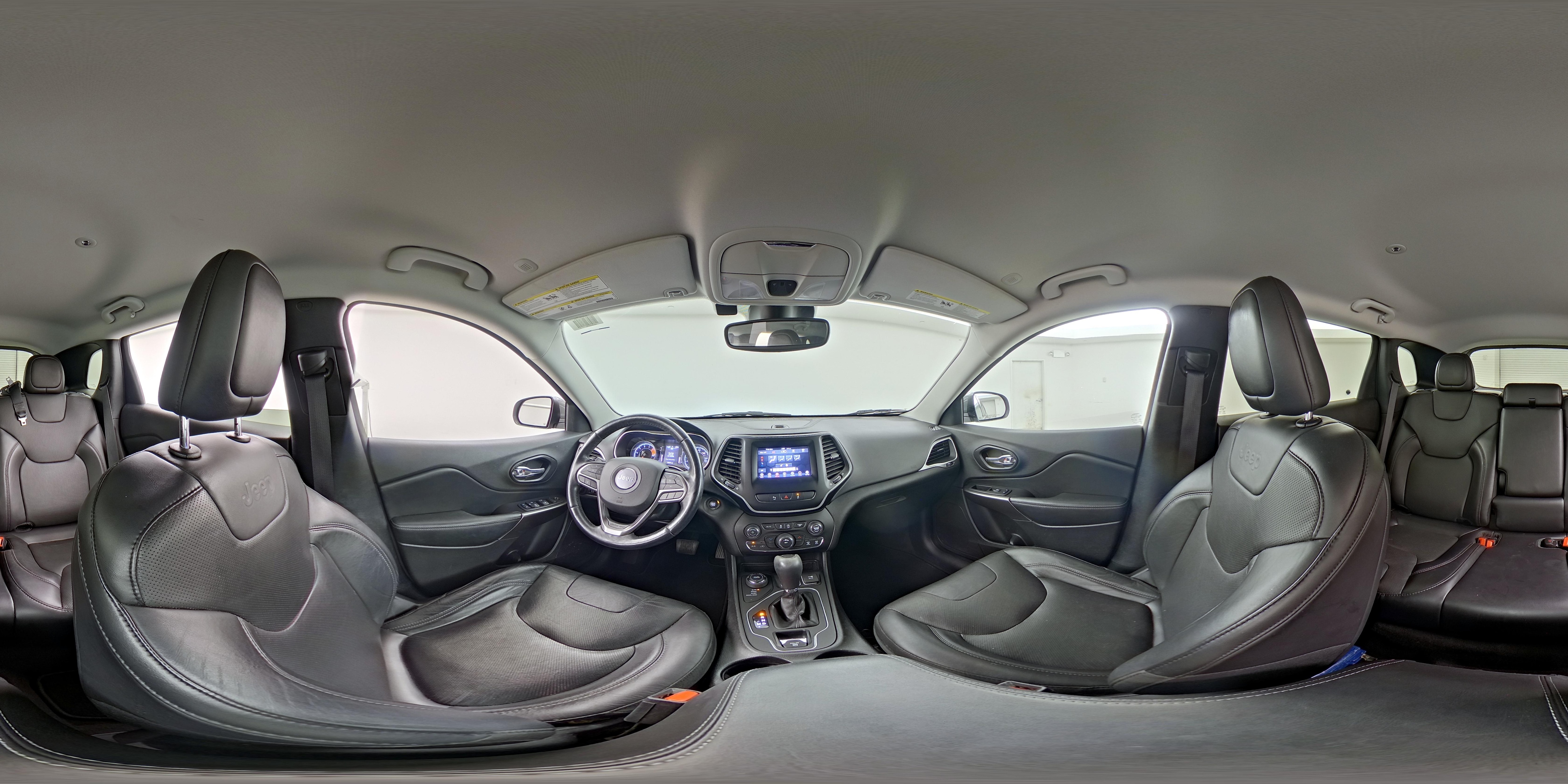 2021 Jeep Cherokee Latitude Lux - Photo 24