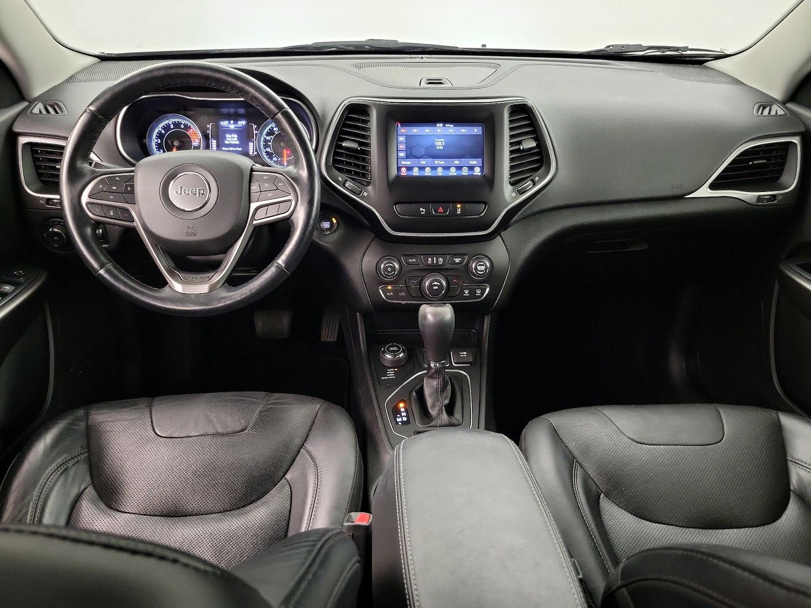 2021 Jeep Cherokee Latitude Lux - Photo 10