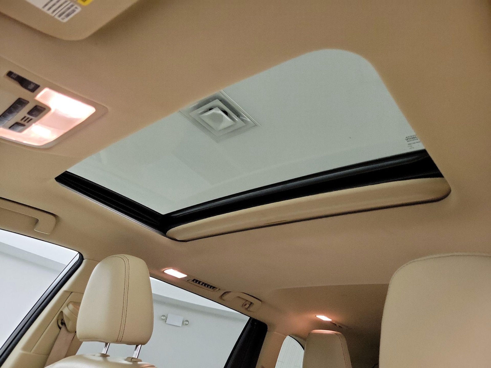 2015 Toyota Highlander XLE - Photo 21