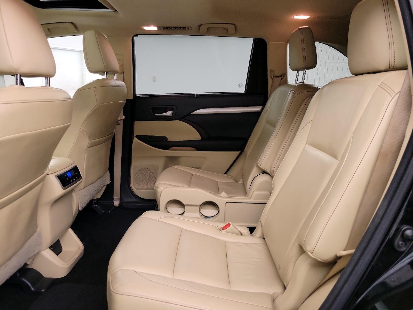 2015 Toyota Highlander XLE - Photo 22