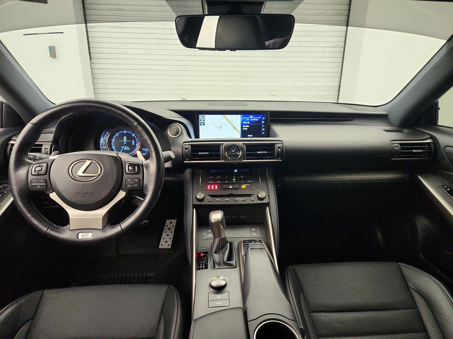 Thumbnail: 2020 Lexus IS - 9