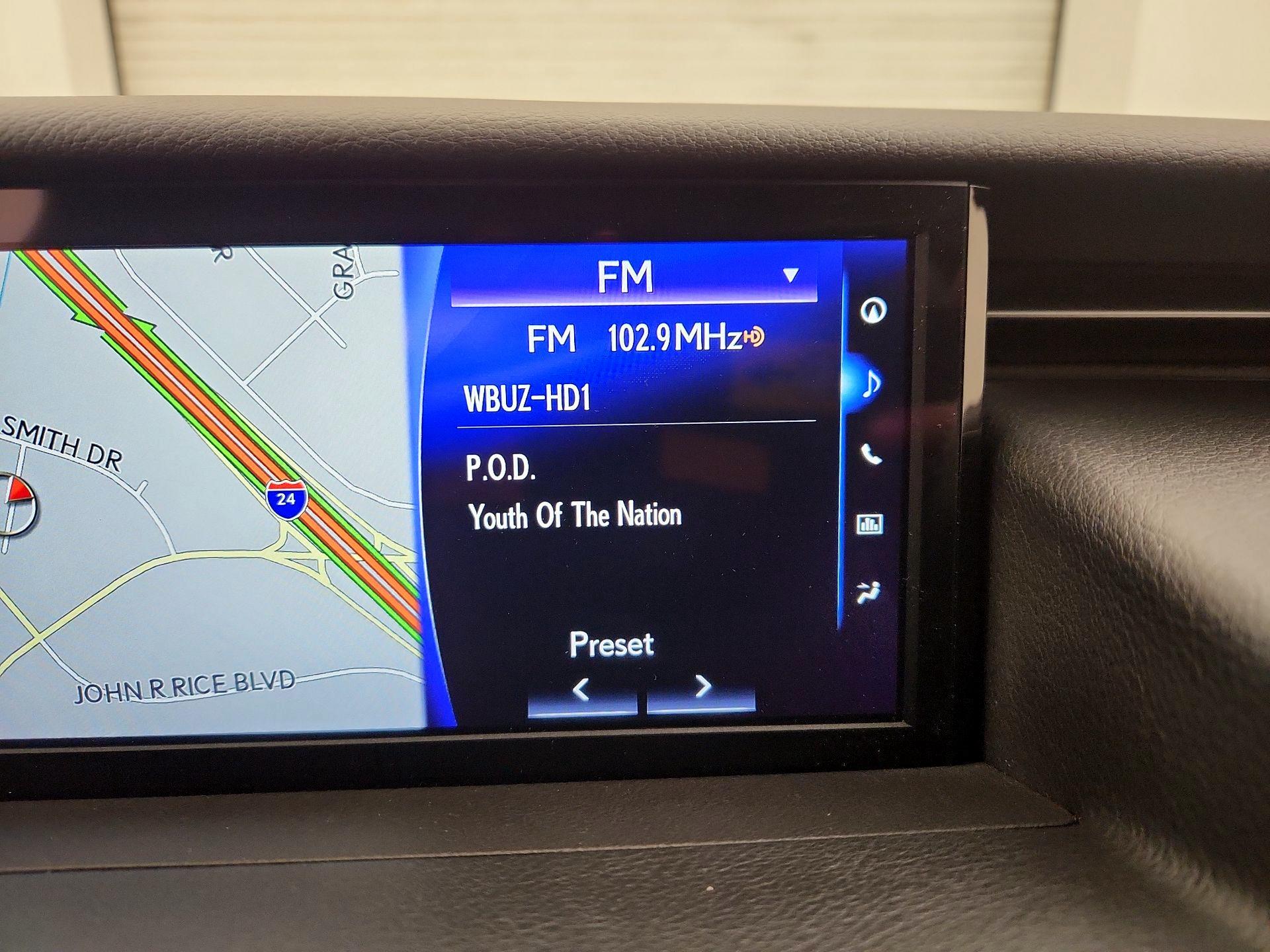 Thumbnail: 2020 Lexus IS - 15