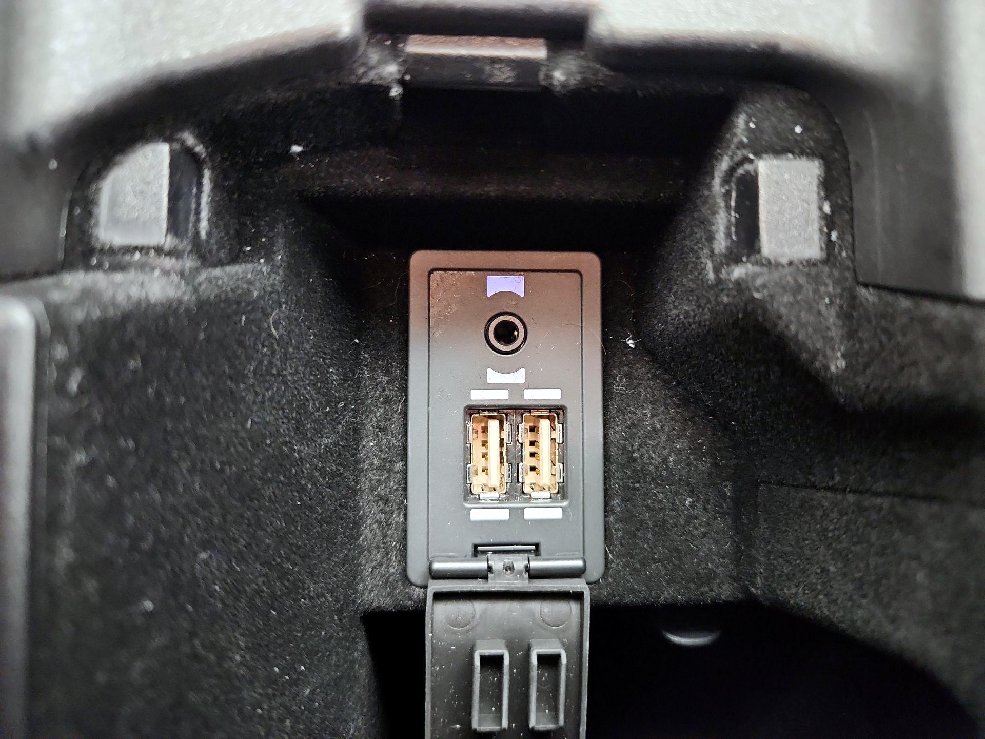 Thumbnail: 2020 Lexus IS - 18