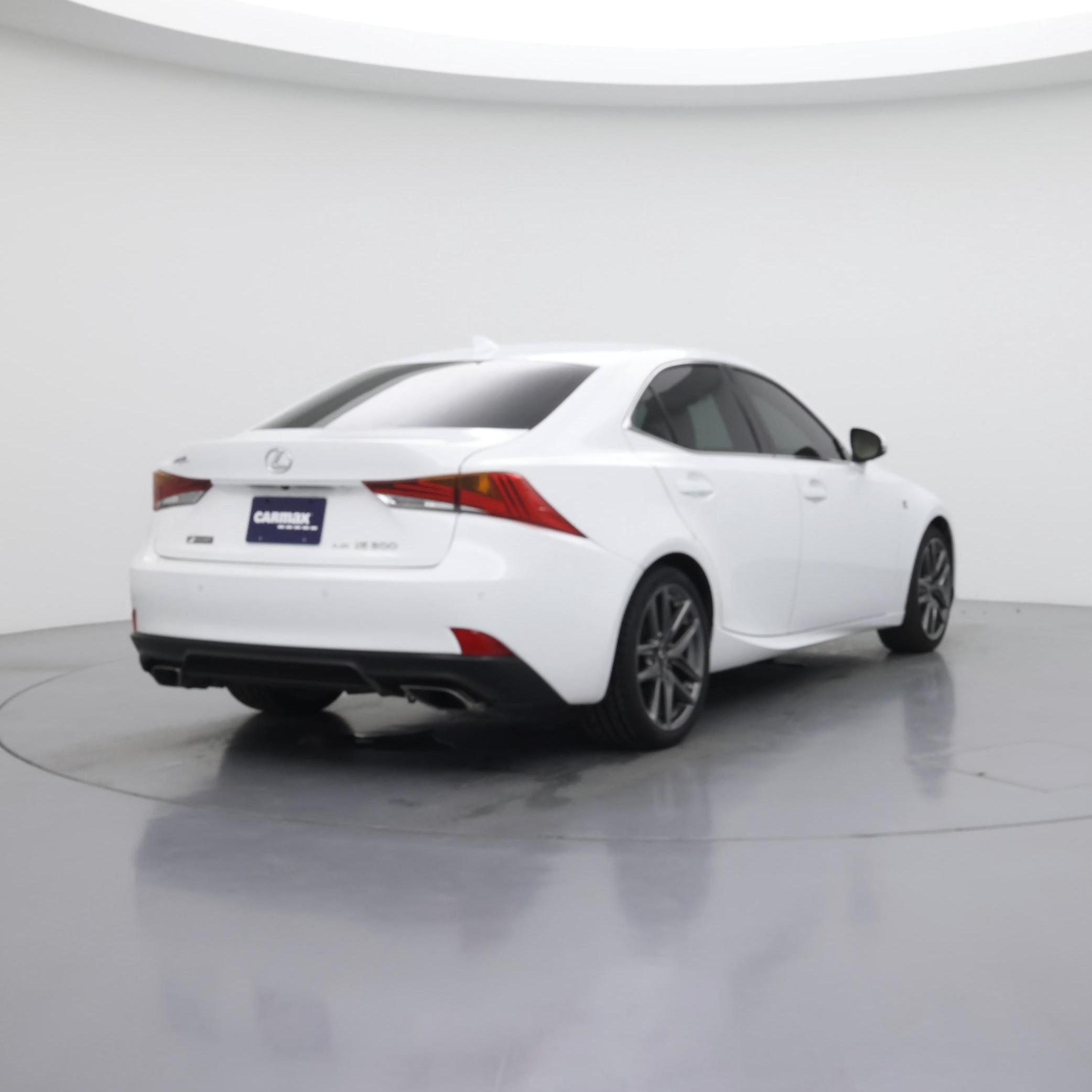 Thumbnail: 2020 Lexus IS - 8