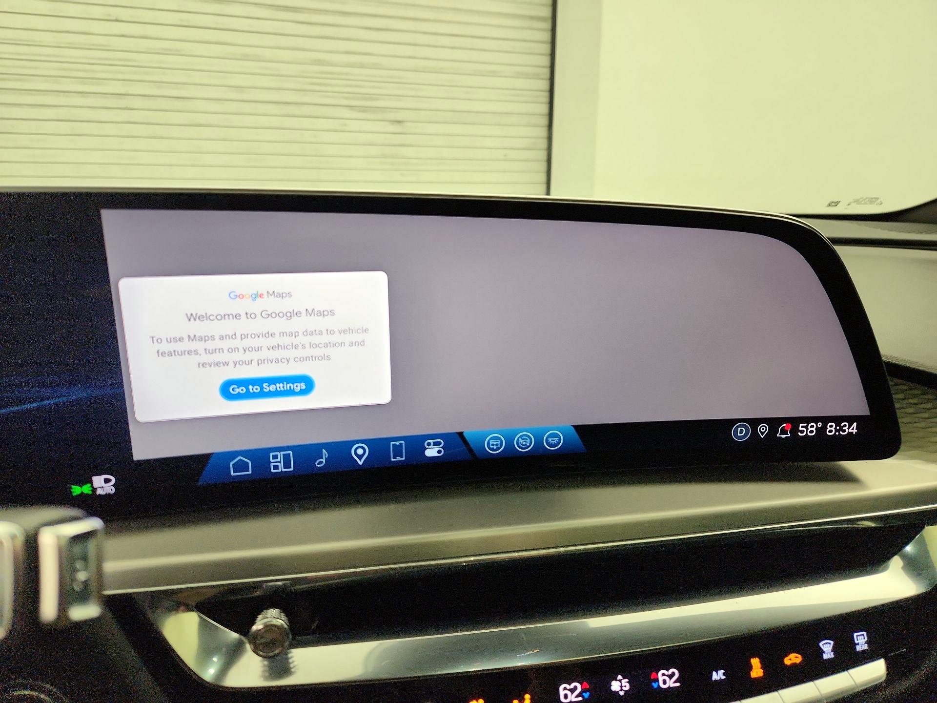 Thumbnail: 2024 Cadillac Lyriq - 14