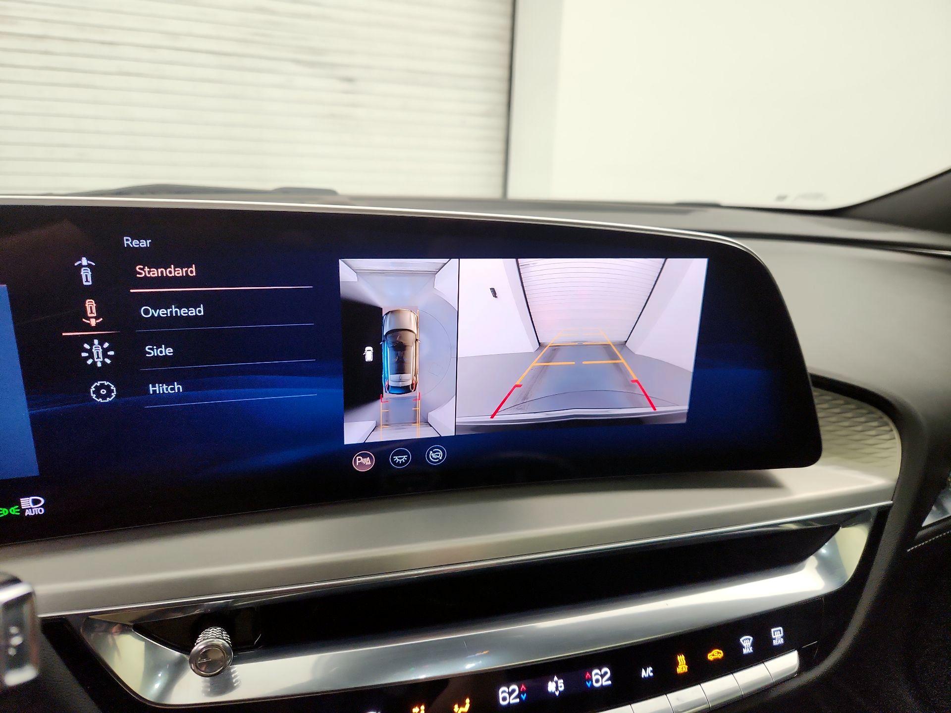 Thumbnail: 2024 Cadillac Lyriq - 15