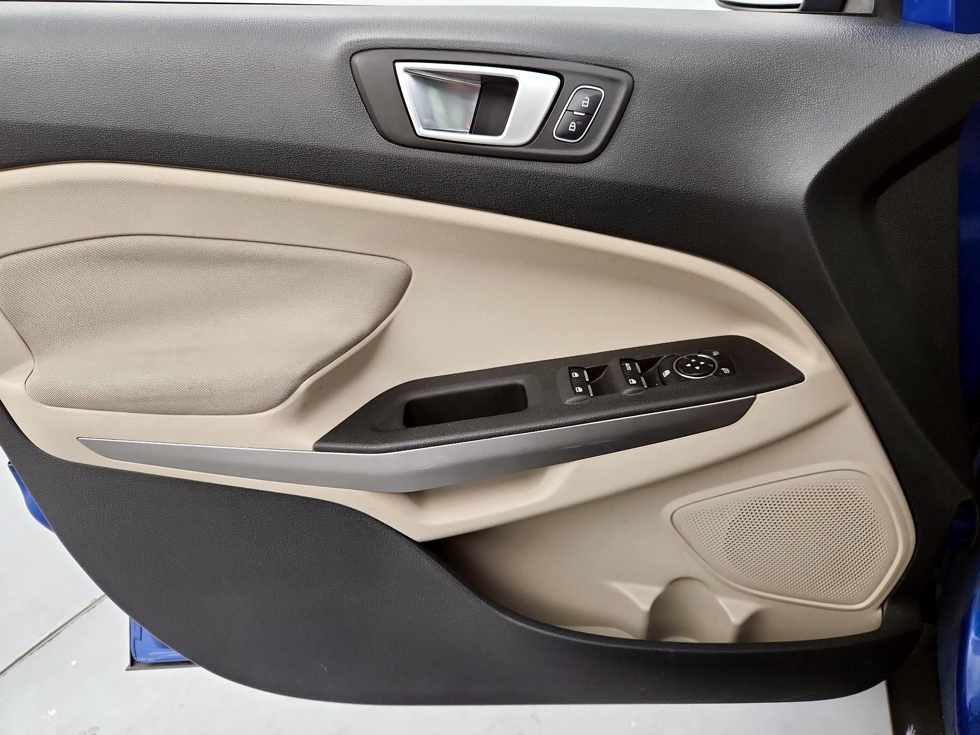 Thumbnail: 2018 Ford EcoSport - 12