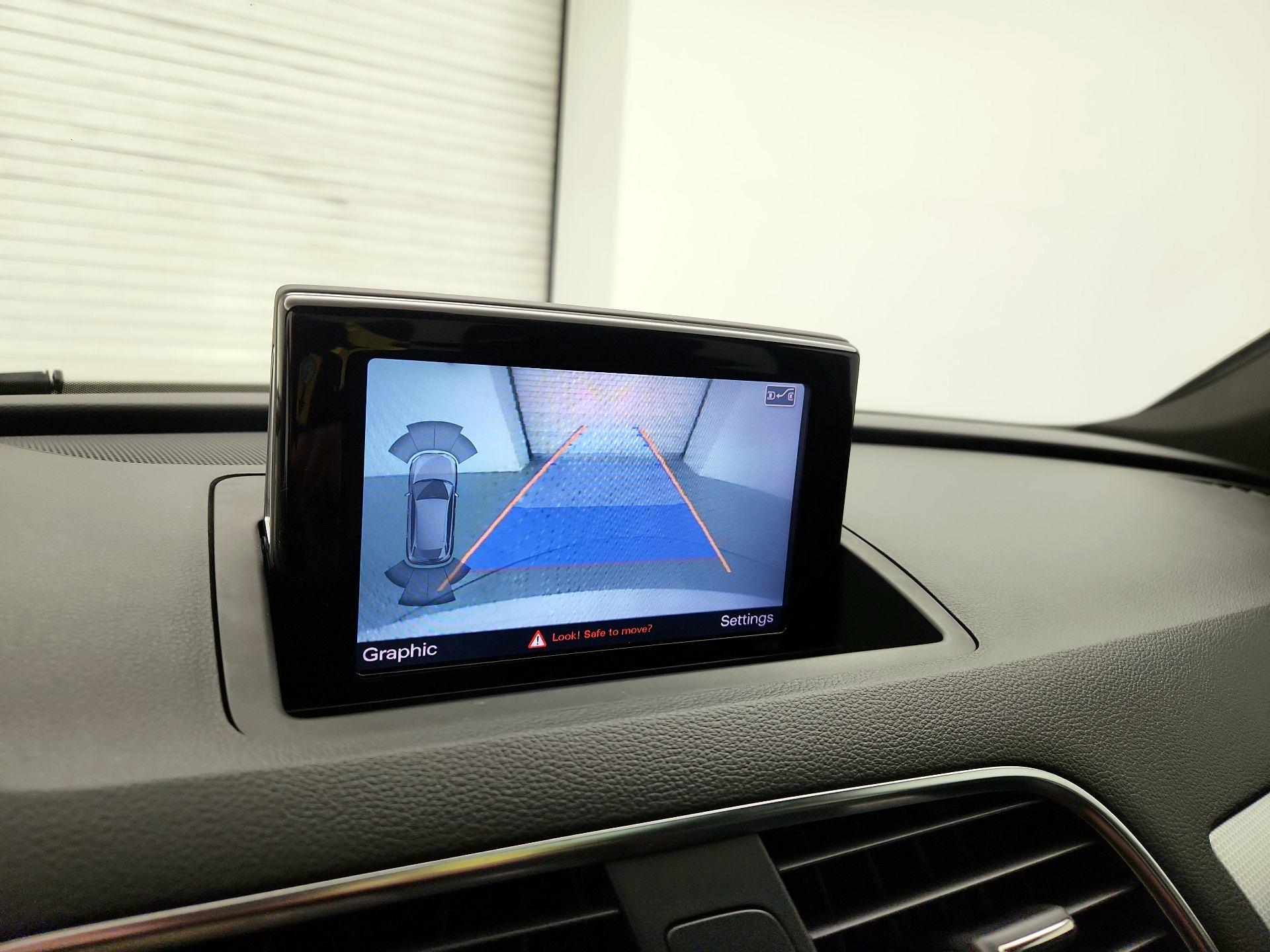 Thumbnail: 2016 Audi Q3 - 14