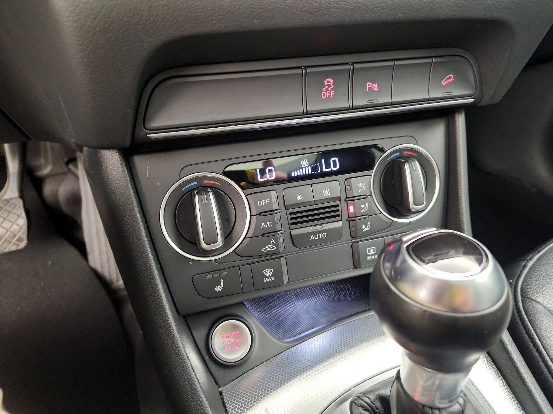 Thumbnail: 2016 Audi Q3 - 16