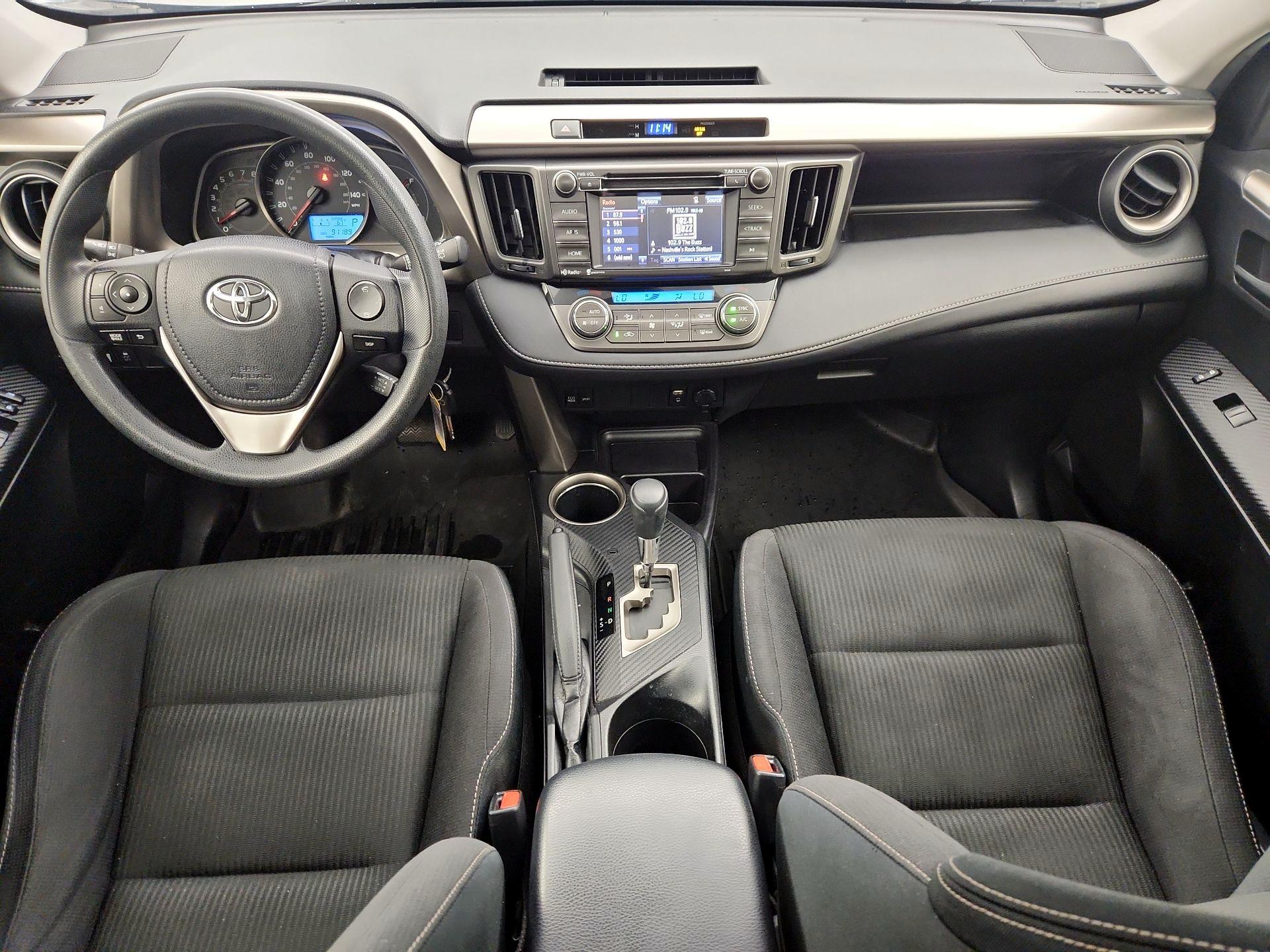 Thumbnail: 2015 Toyota RAV4 - 9