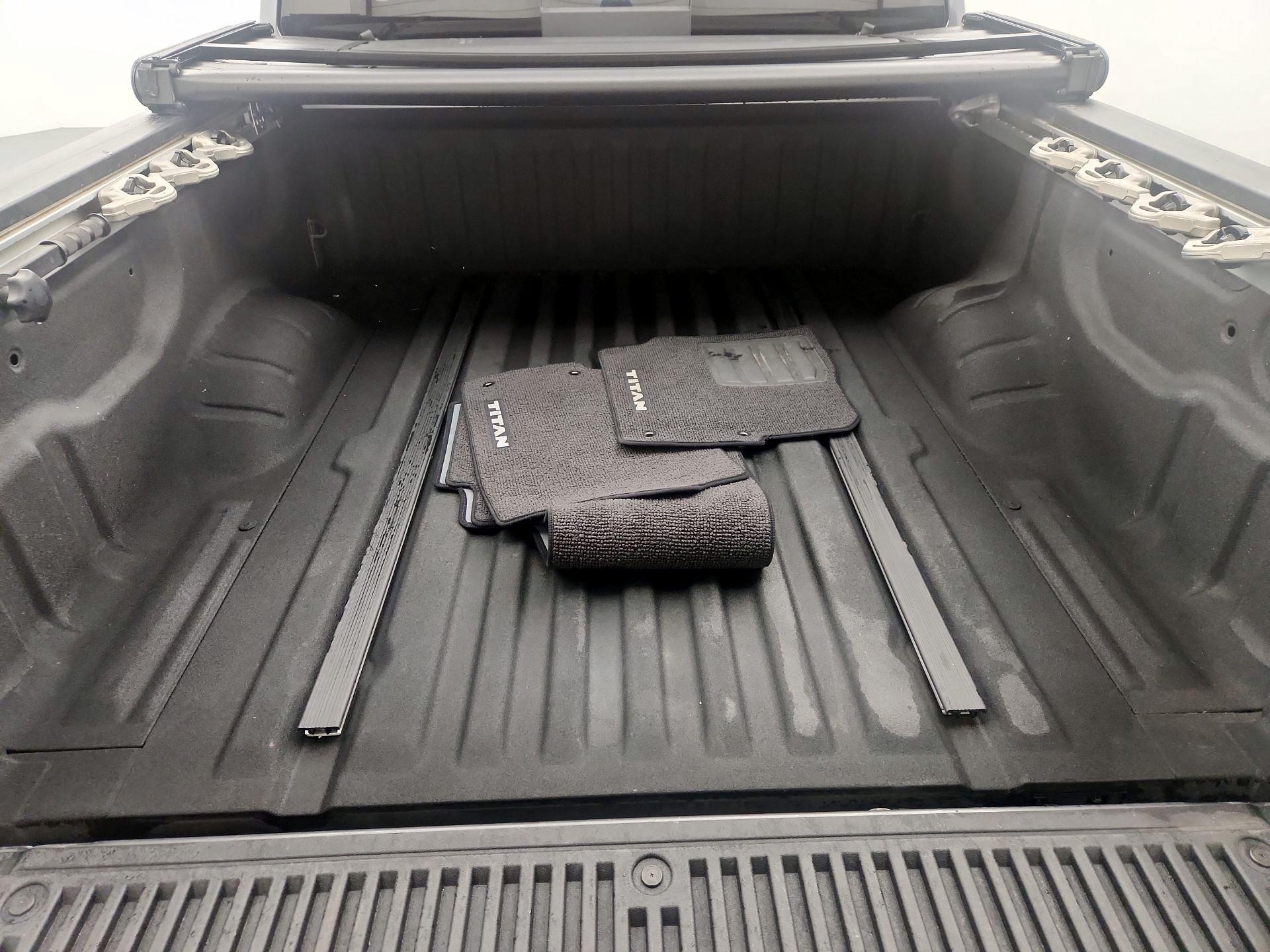 Thumbnail: 2021 Nissan Titan - 20