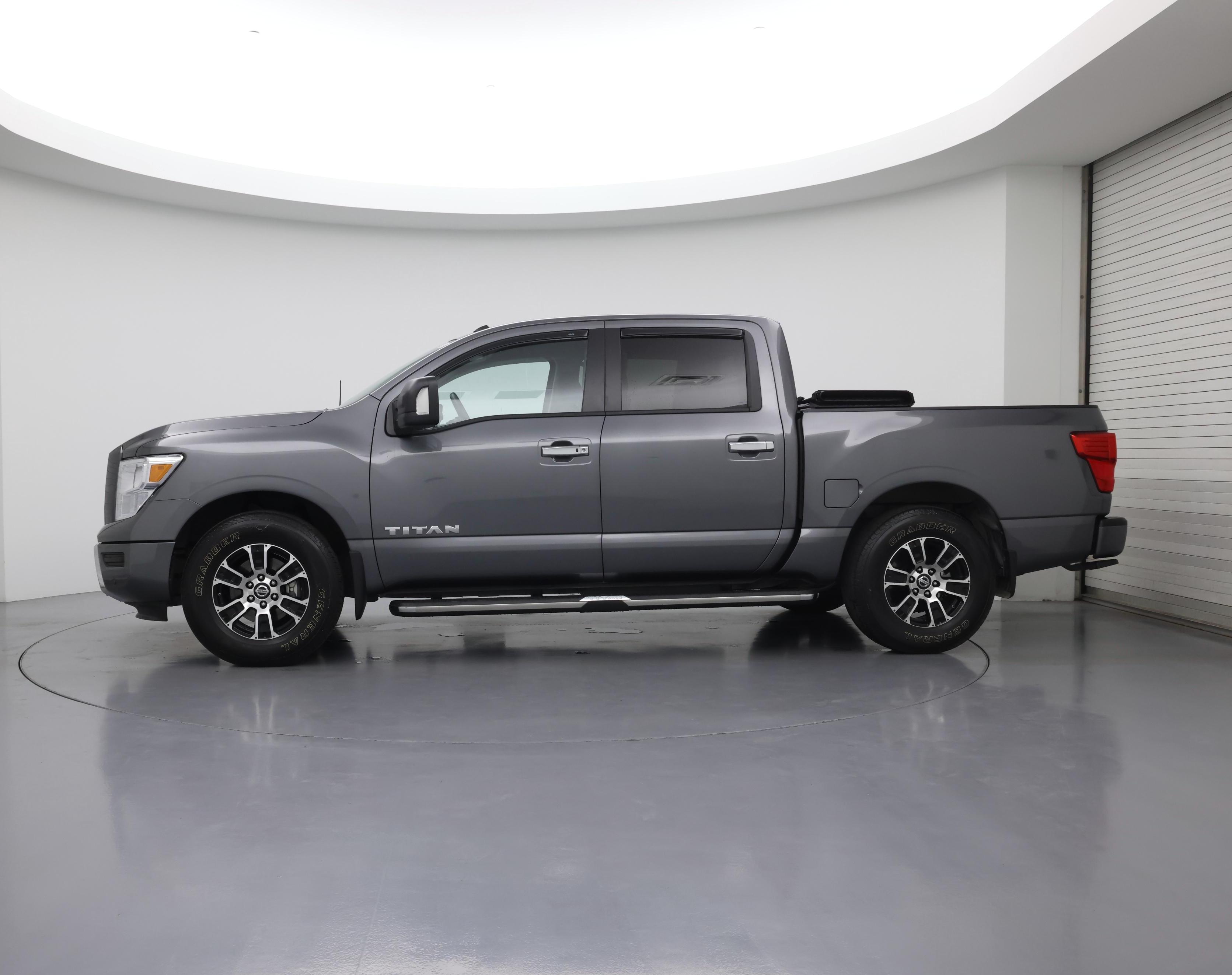 Thumbnail: 2021 Nissan Titan - 3