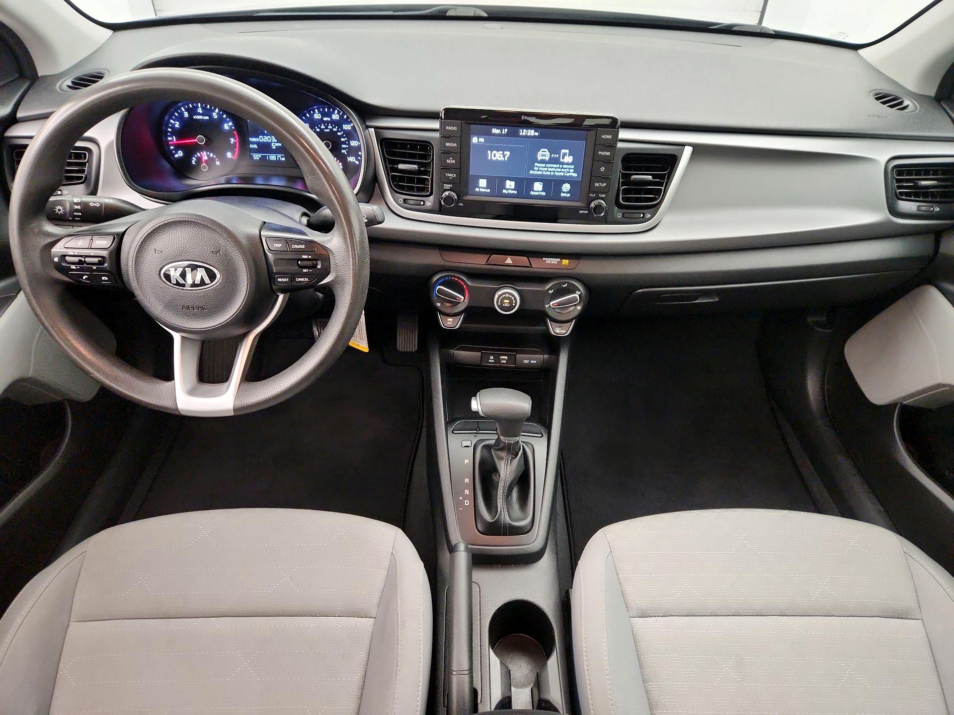 Thumbnail: 2019 Kia Rio - 9