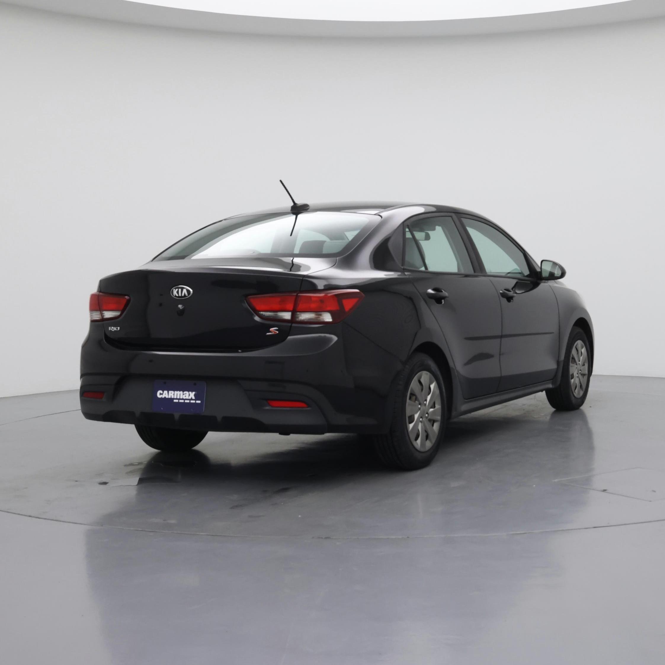 Thumbnail: 2019 Kia Rio - 8